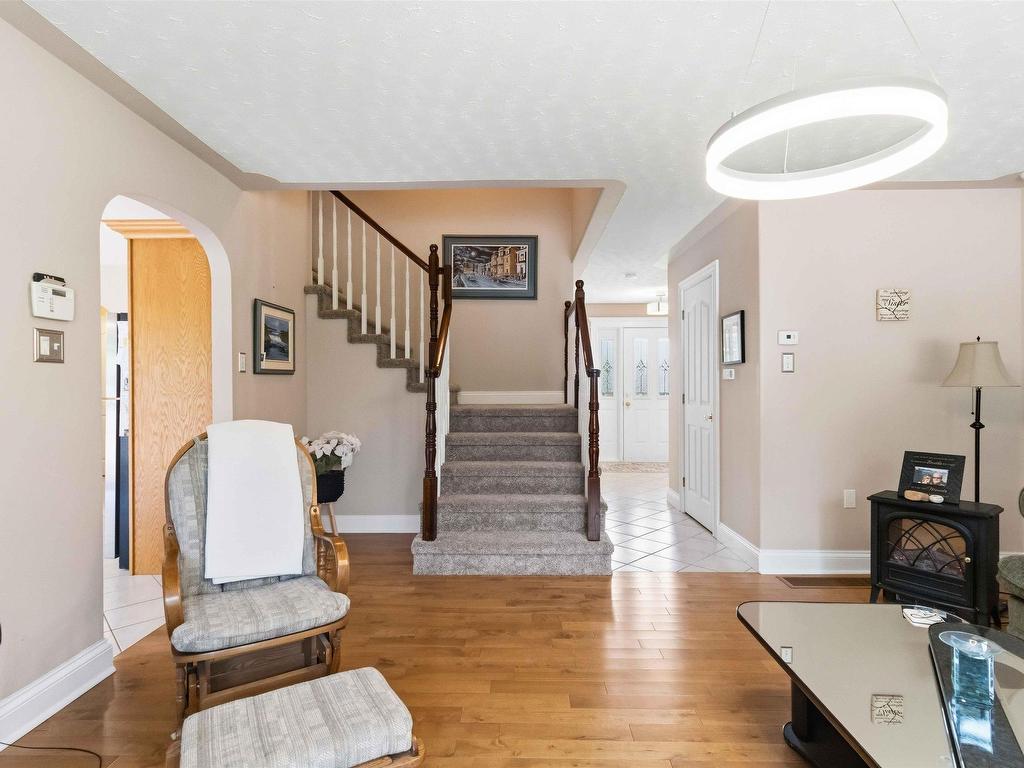 












51 Parklyn Court

,
Westwood Hills,




NS
B3Z 1M5

