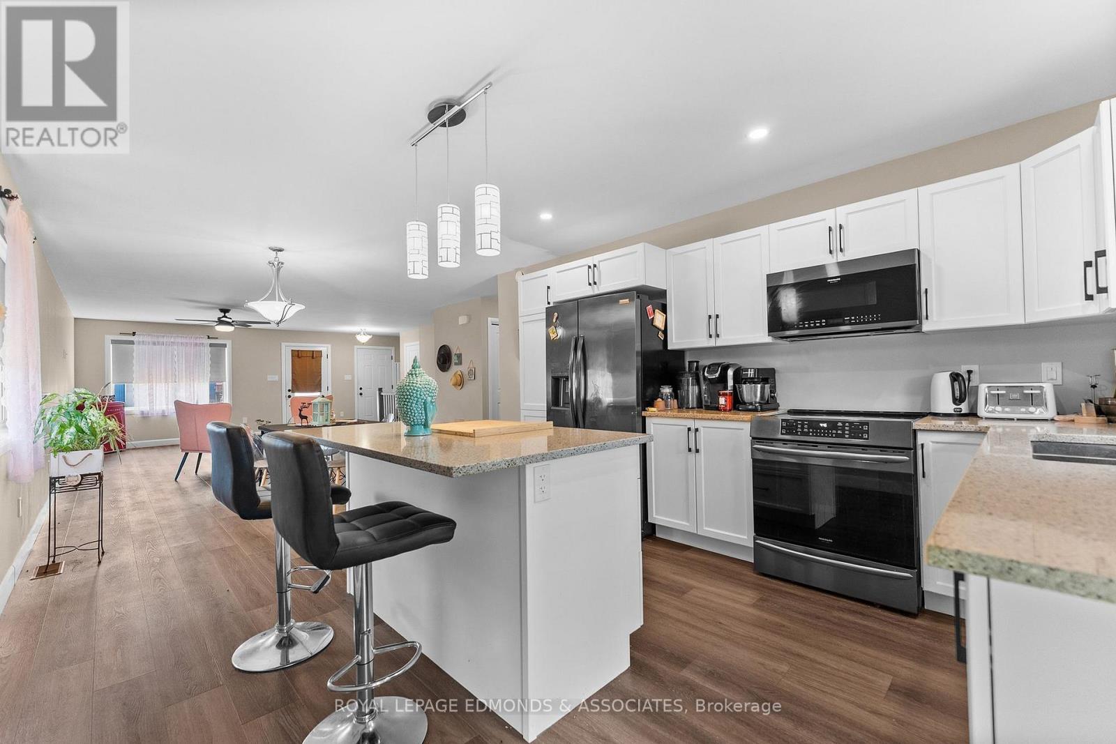 












1313 BLAKELY CRESCENT

,
Pembroke,




Ontario
K8A6Z9

