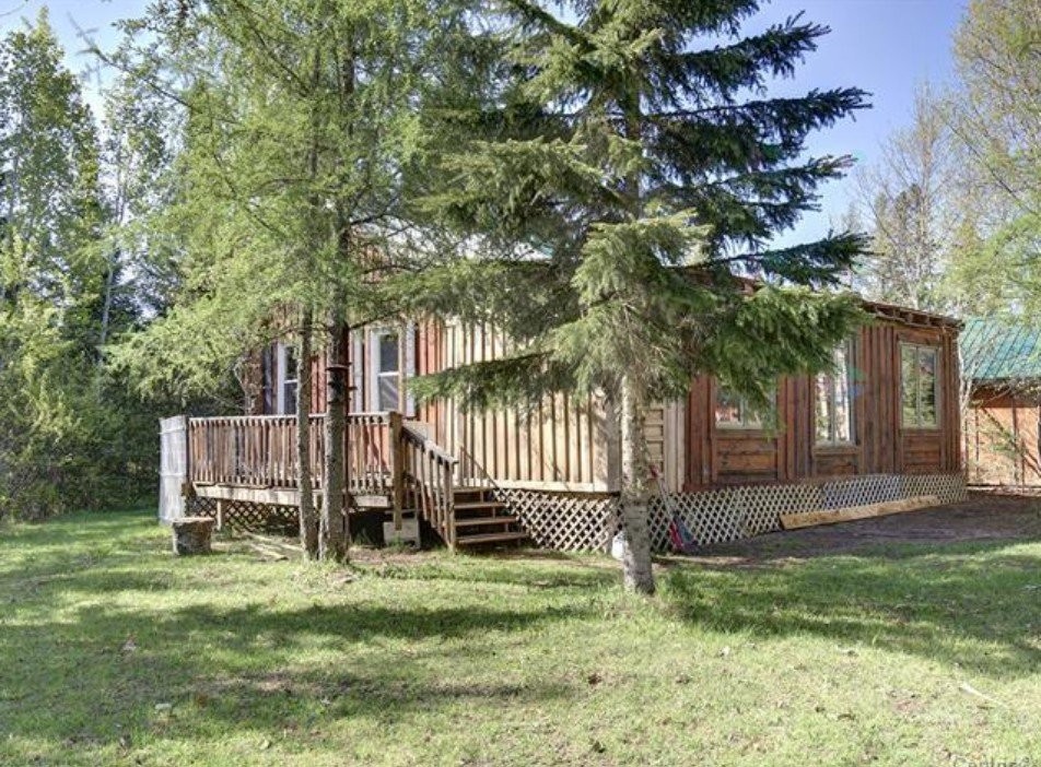 









108


Ch. du Lac-Ludger

,
Lantier,




QC
J0T1V0

