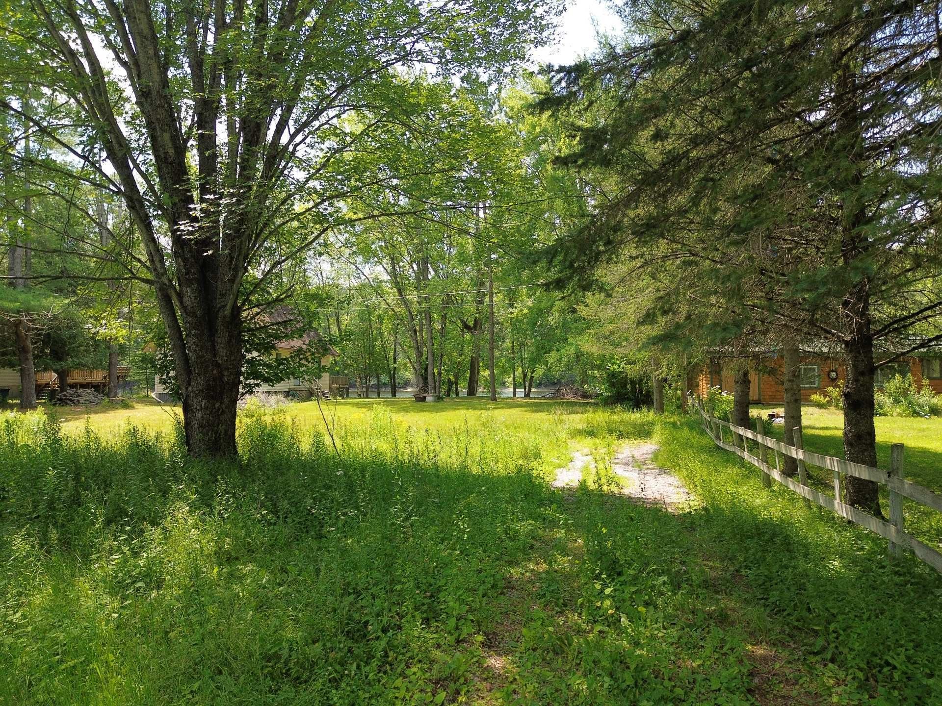 









84


Ch. de la Rivière

,
Notre-Dame-de-la-Salette,




QC
J0X2L0


