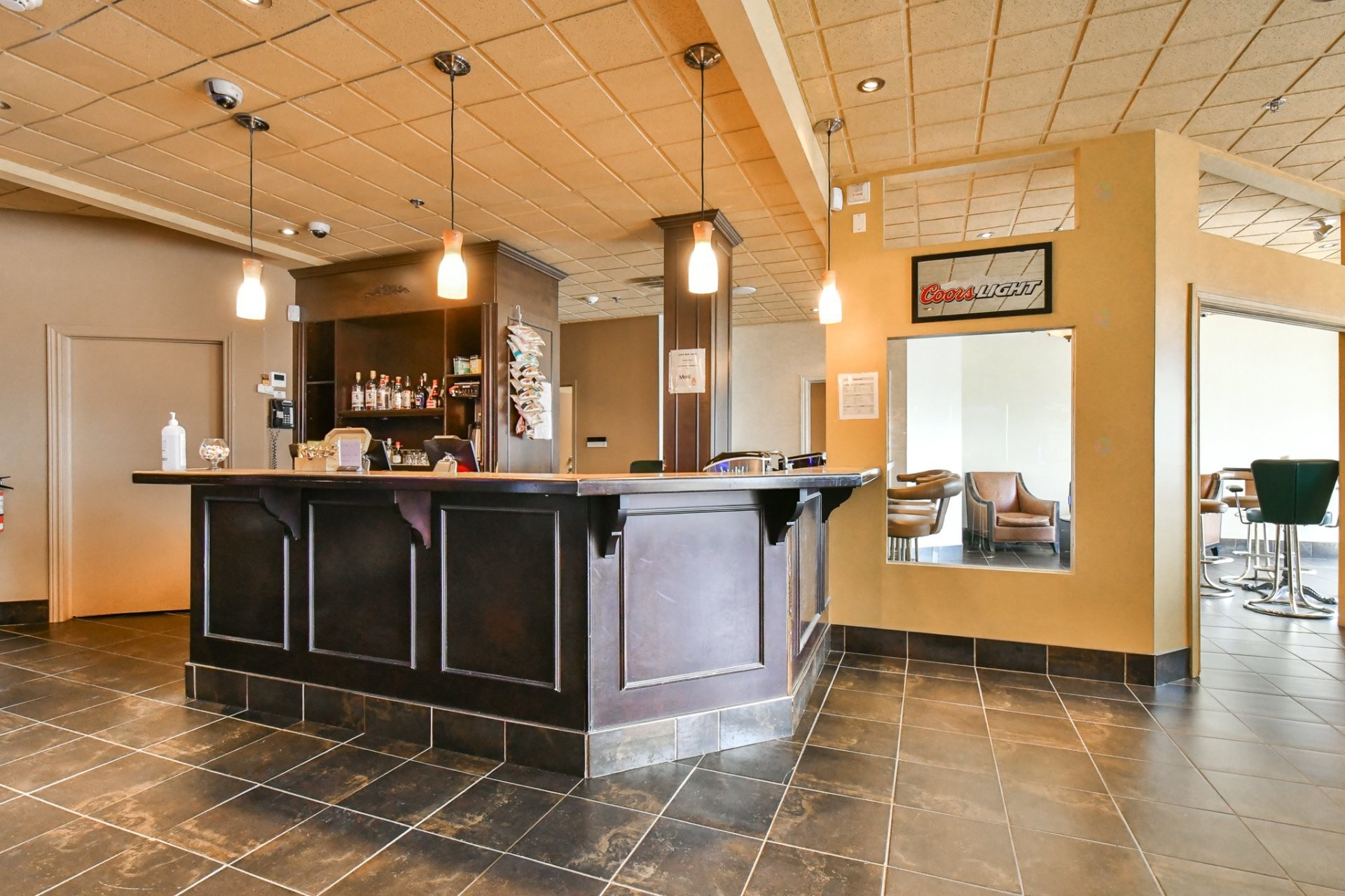 









19A


Rue Morin

,
Sainte-Adèle,




QC
J8B2P5


