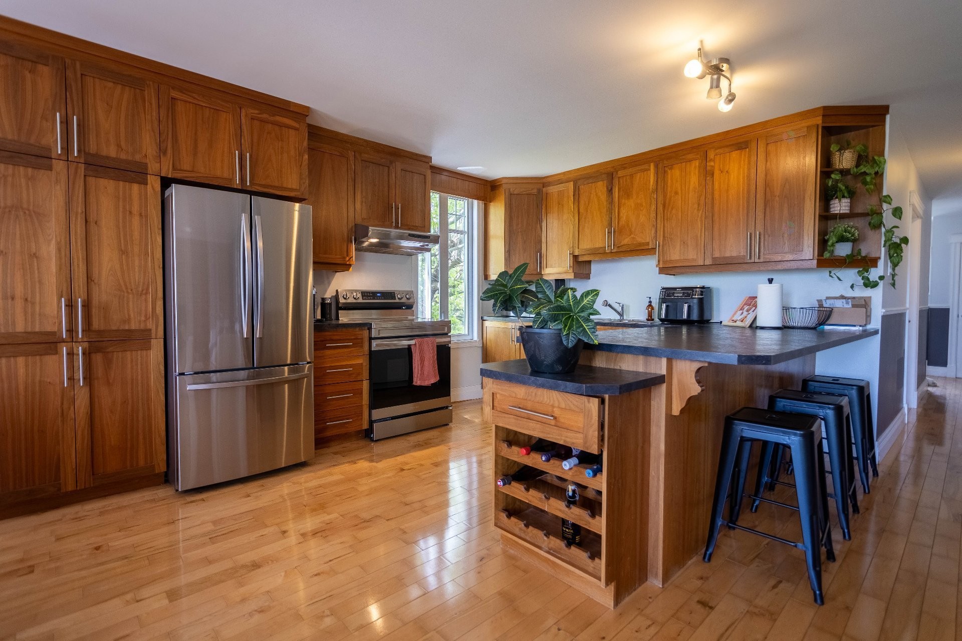 









118

 - 120


Rue Rochefort

,
Trois-Rivières,




QC
G8T7J1

