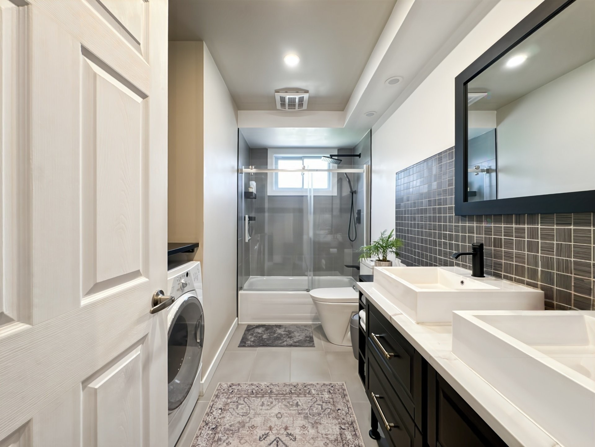 









5605


Rue Bertrand

,
Brossard,




QC
J4Z3E2

