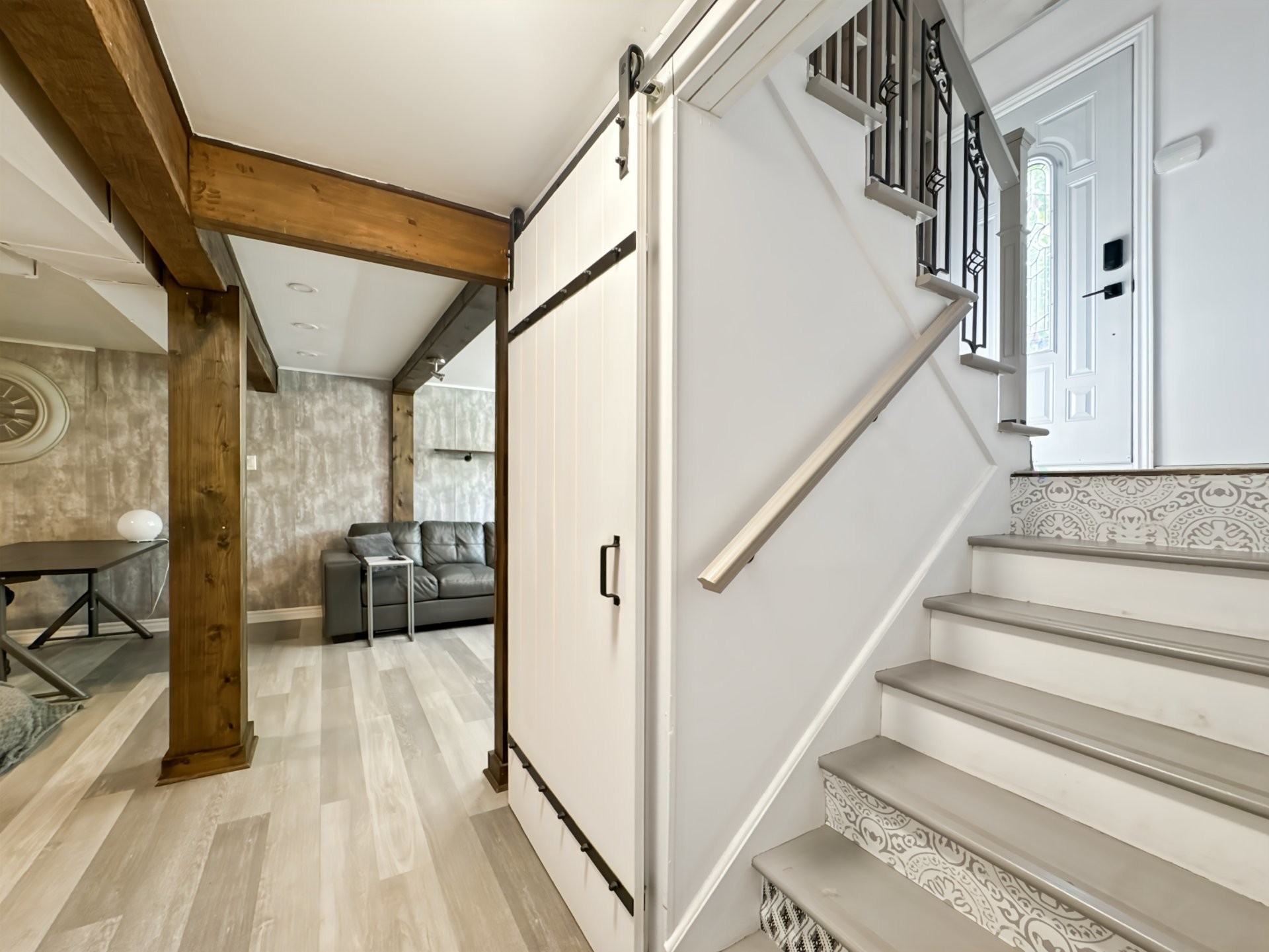 









5605


Rue Bertrand

,
Brossard,




QC
J4Z3E2

