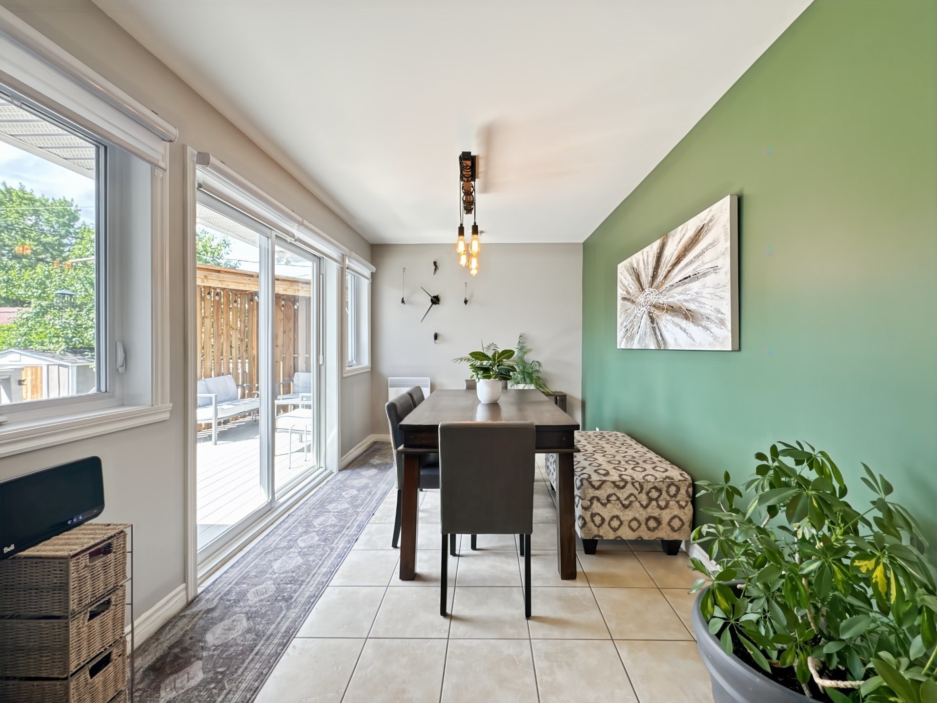 









5605


Rue Bertrand

,
Brossard,




QC
J4Z3E2

