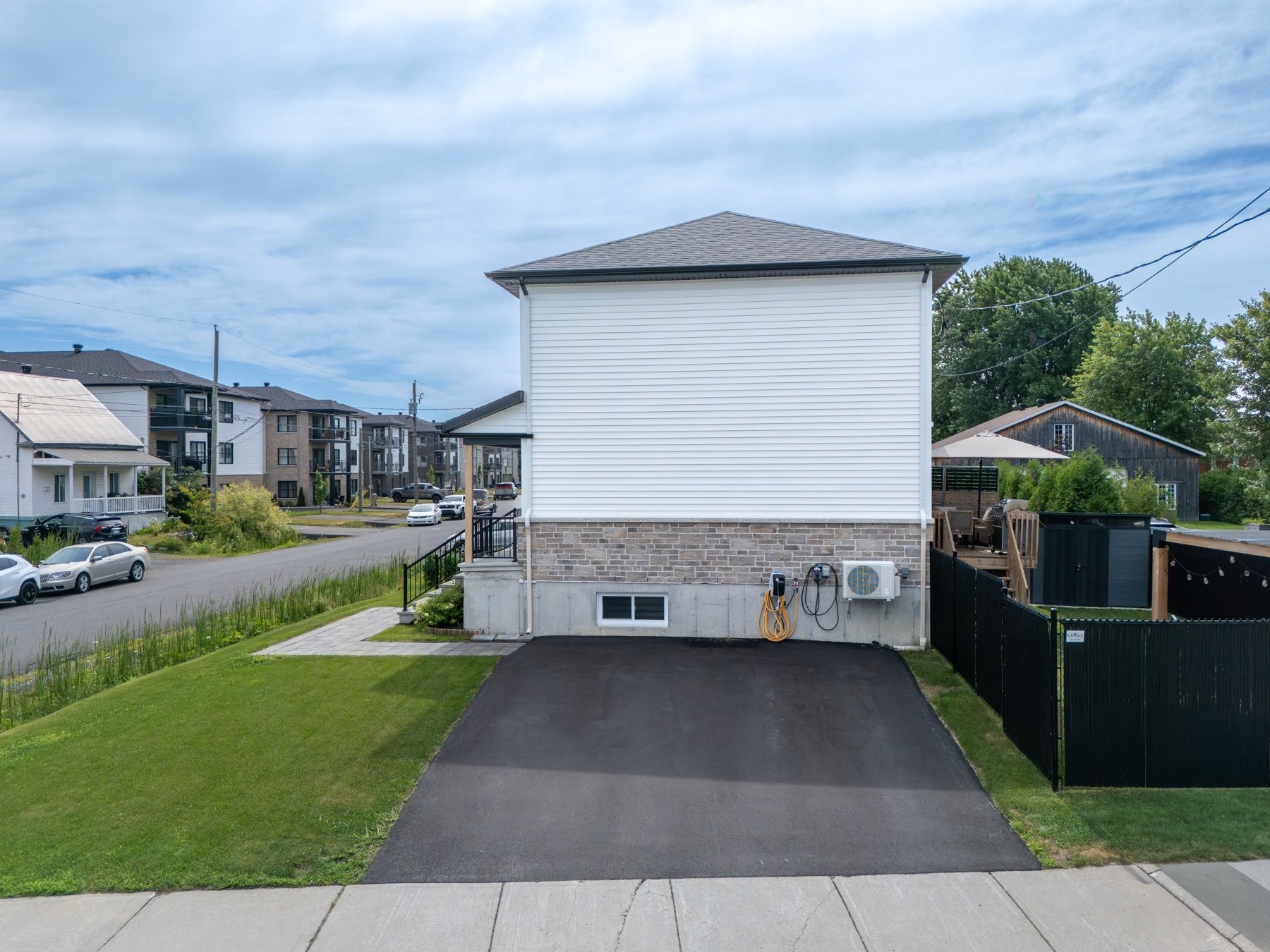 









2


Rue Solange-Cournoyer

,
Sainte-Victoire-de-Sorel,




QC
J0G1T0

