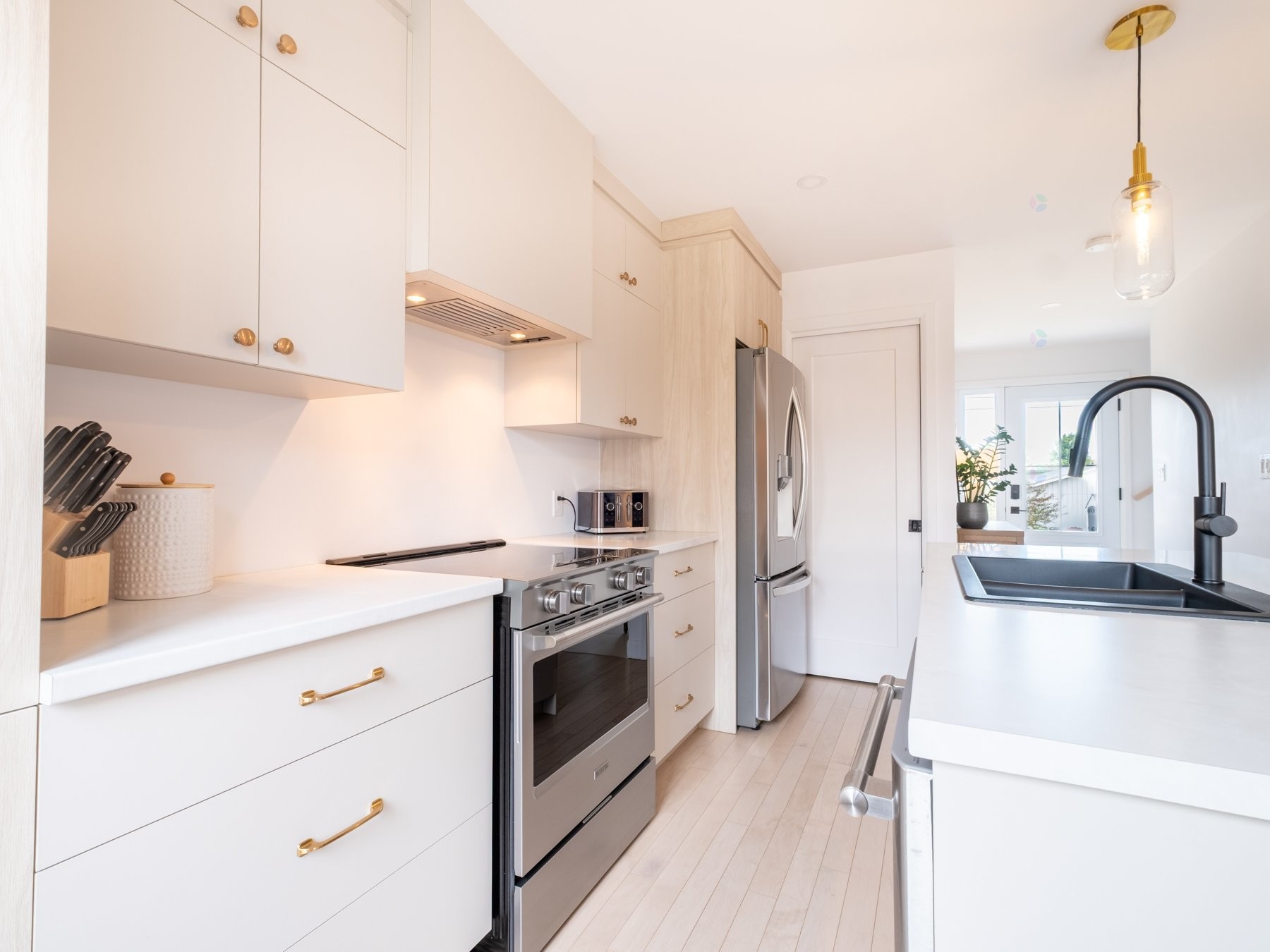 









2


Rue Solange-Cournoyer

,
Sainte-Victoire-de-Sorel,




QC
J0G1T0

