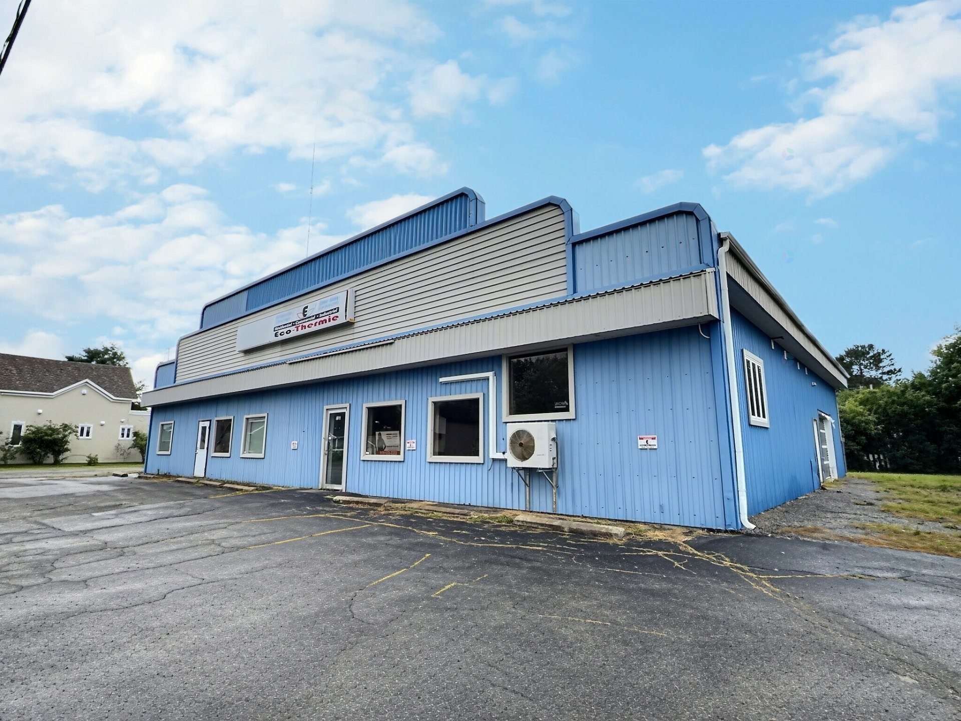 









31


Rue Principale N.

,
Notre-Dame-du-Nord,




QC
J0Z3B0

