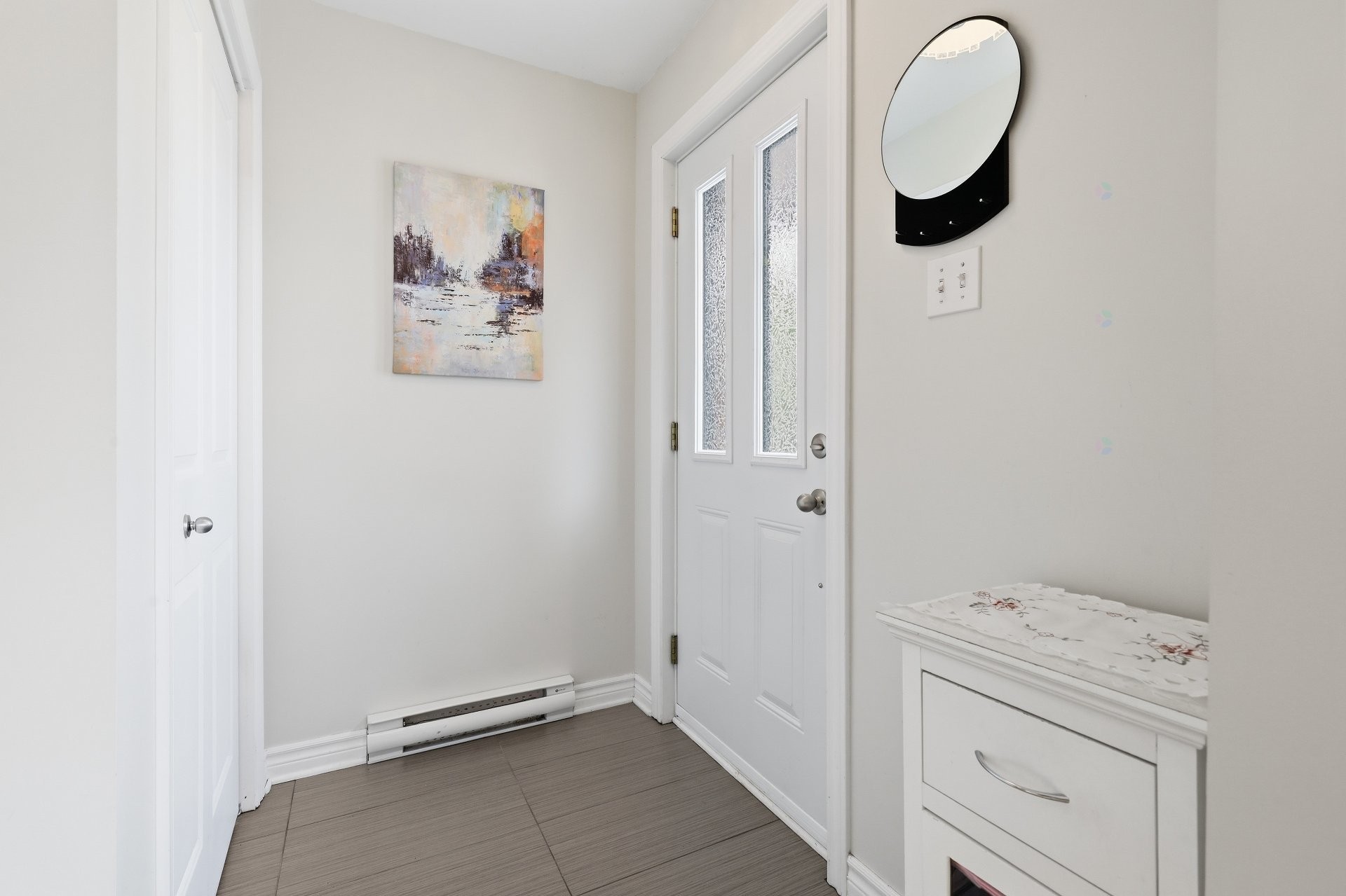 









280


Ch. de Chambly

,
Marieville,




QC
J3M1N9

