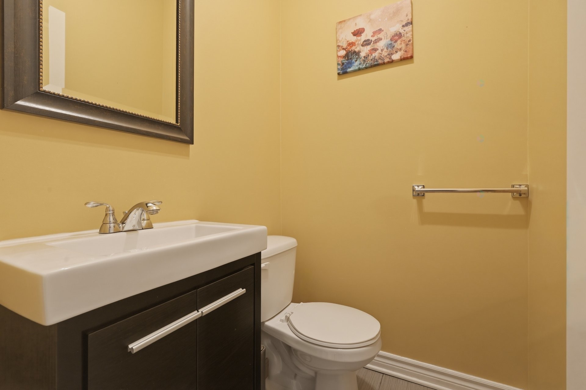 









280


Ch. de Chambly

,
Marieville,




QC
J3M1N9

