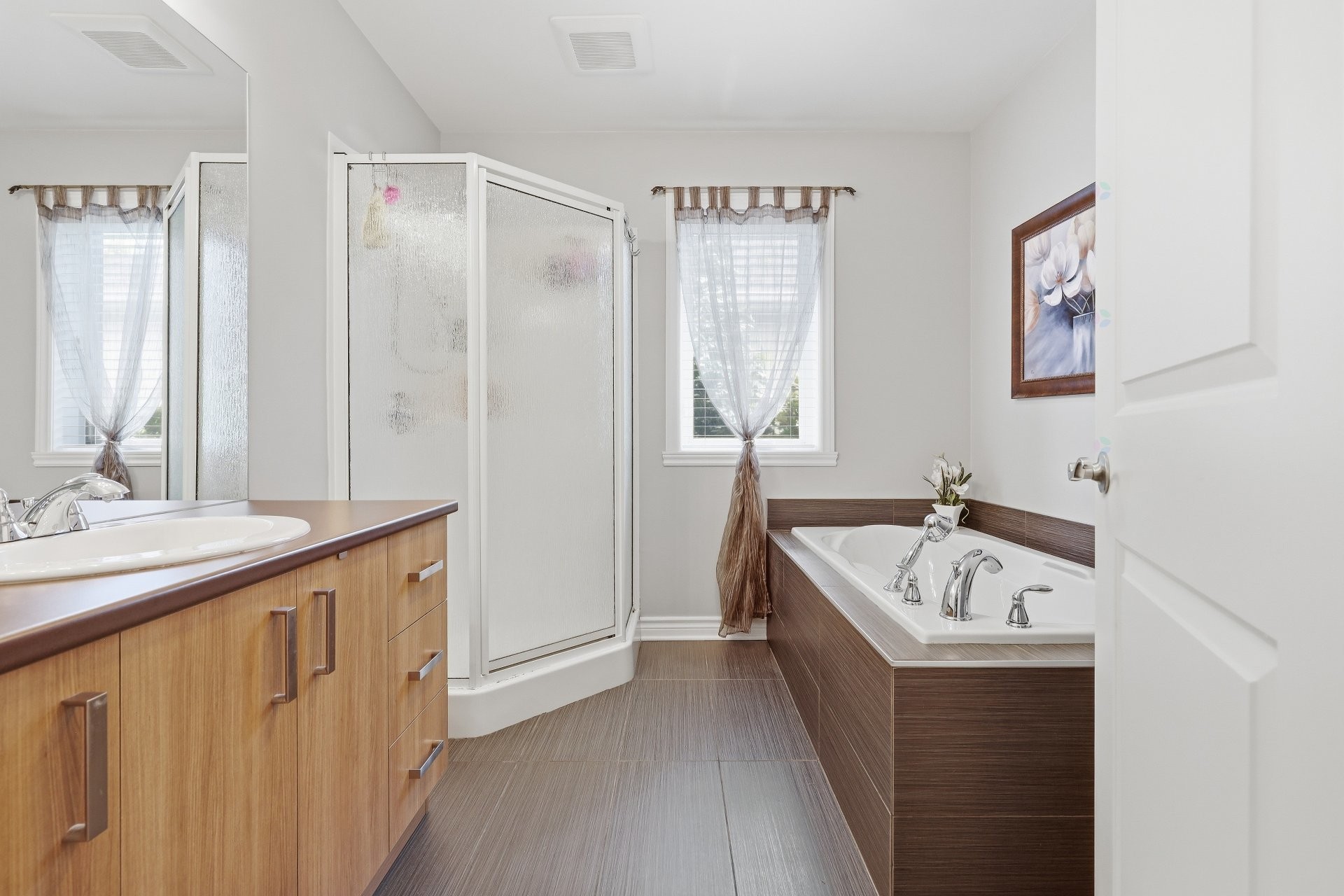 









280


Ch. de Chambly

,
Marieville,




QC
J3M1N9

