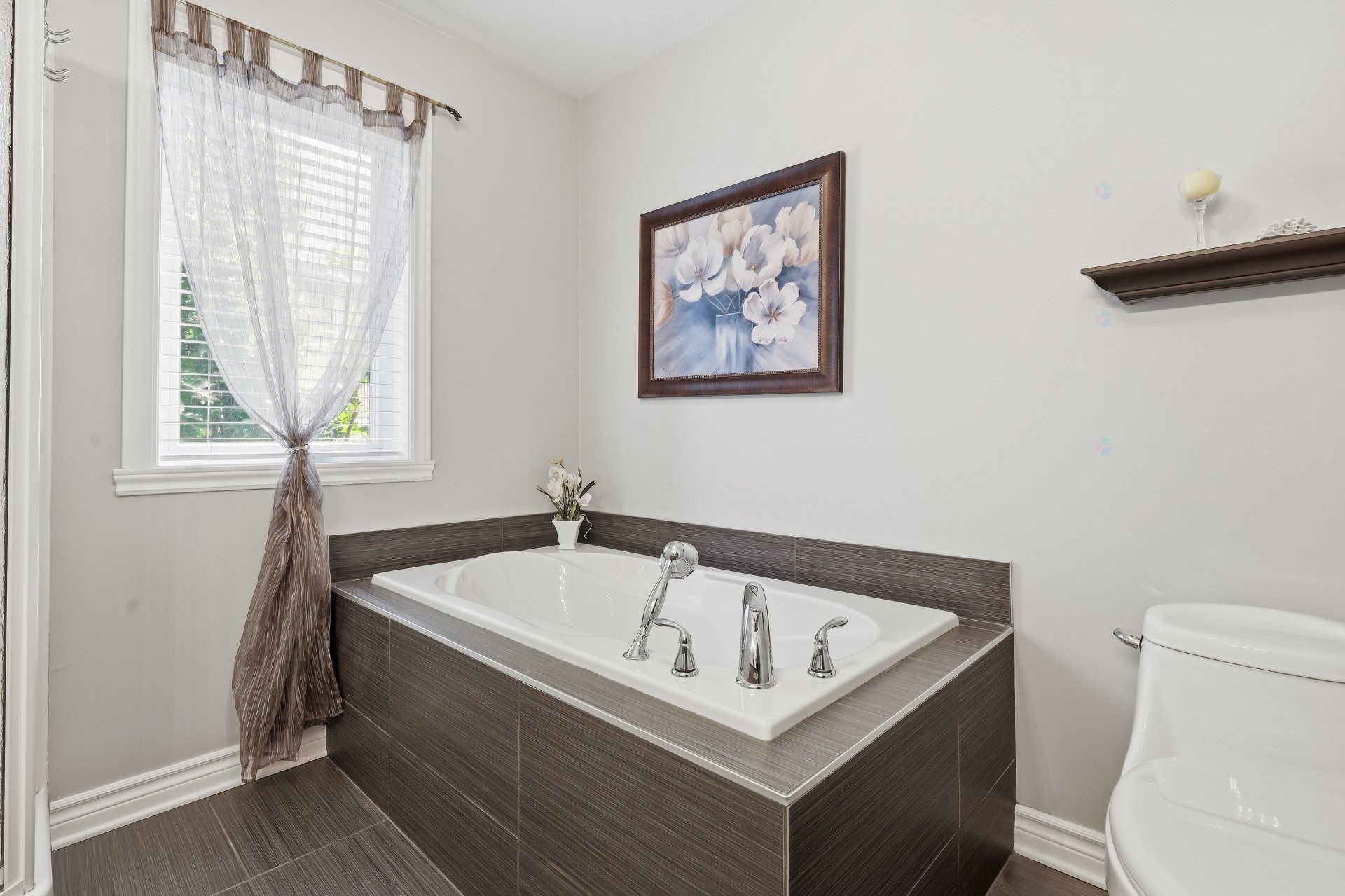 









280


Ch. de Chambly

,
Marieville,




QC
J3M1N9


