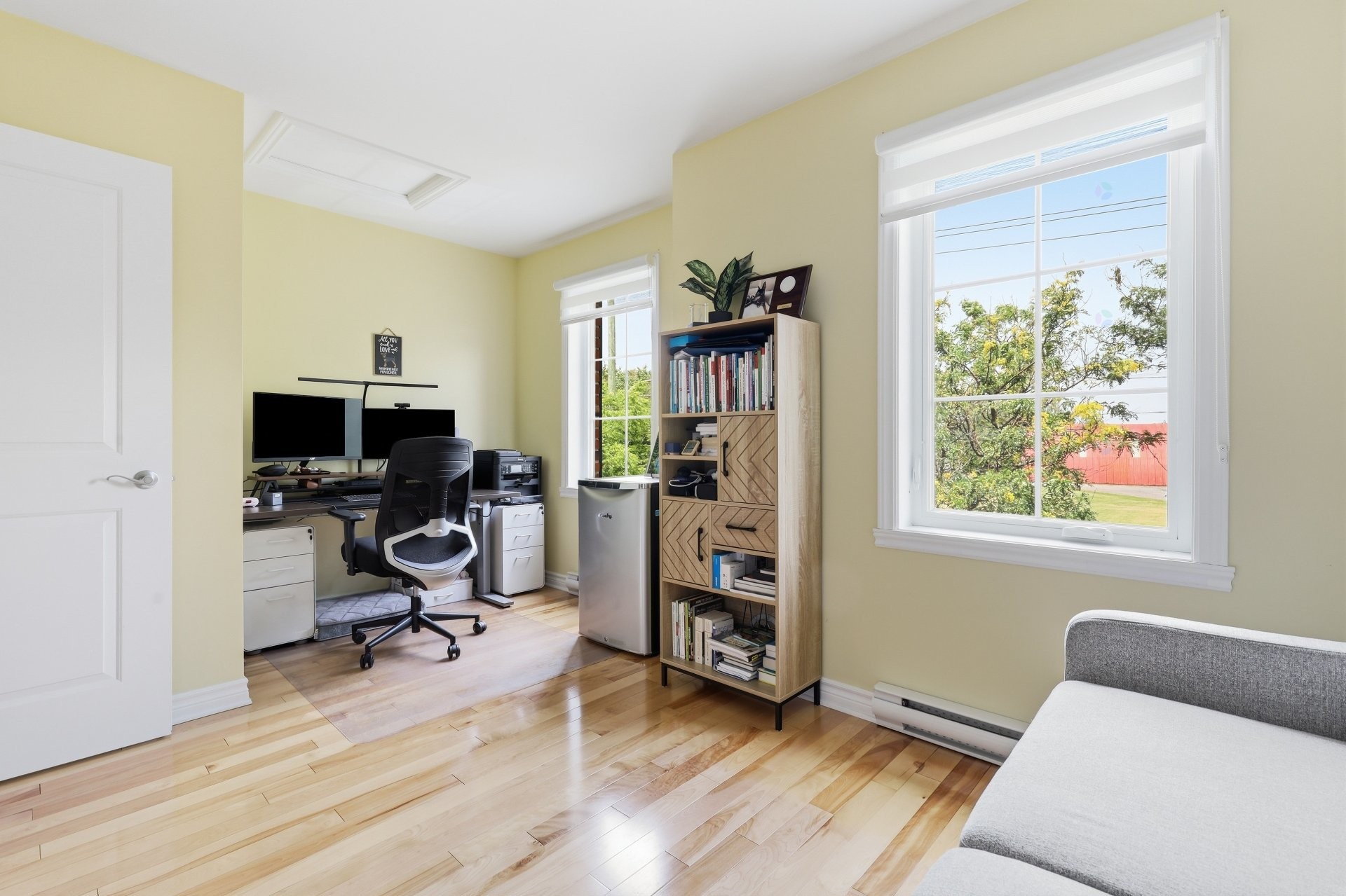 









280


Ch. de Chambly

,
Marieville,




QC
J3M1N9

