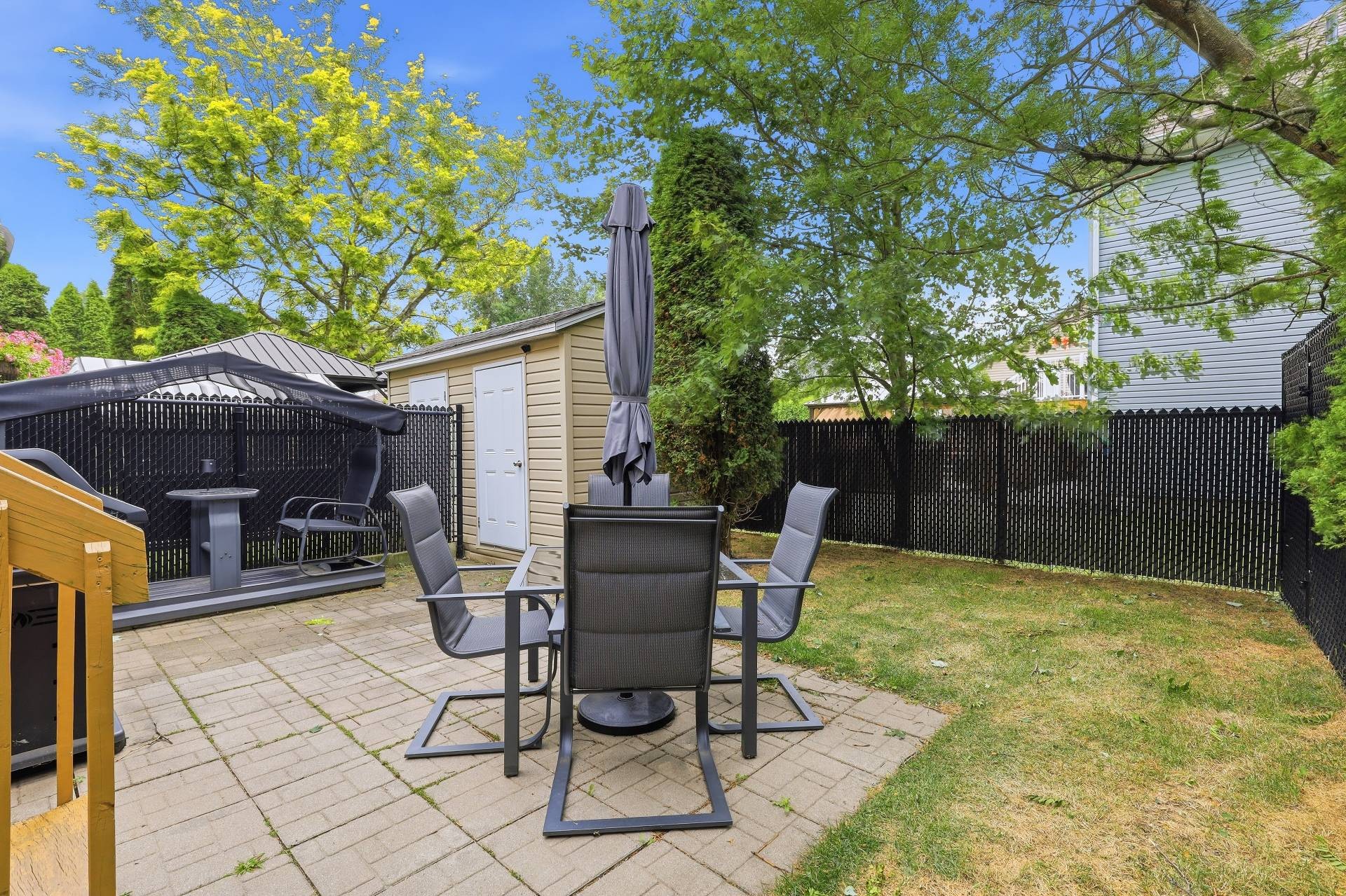 









280


Ch. de Chambly

,
Marieville,




QC
J3M1N9

