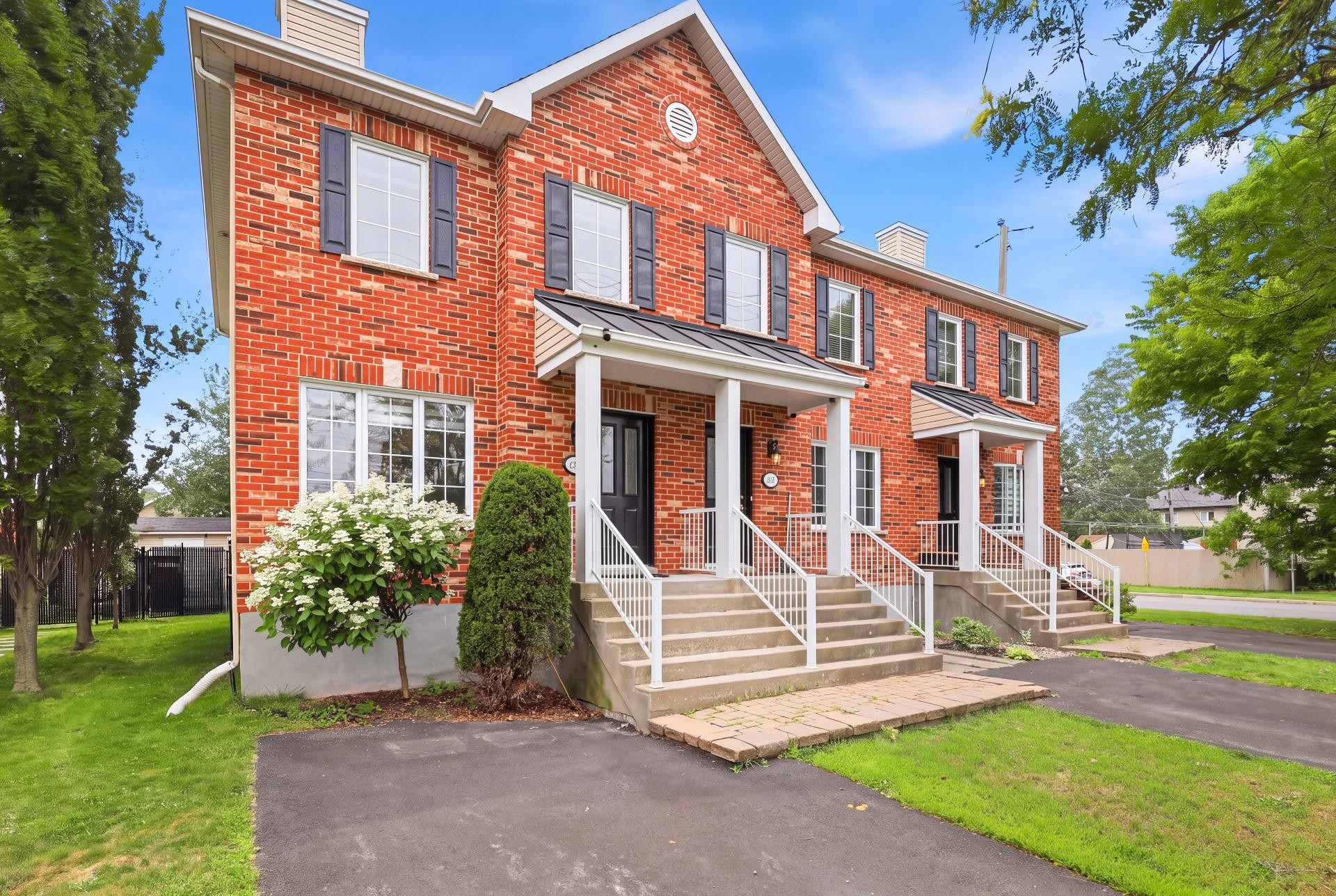 









280


Ch. de Chambly

,
Marieville,




QC
J3M1N9

