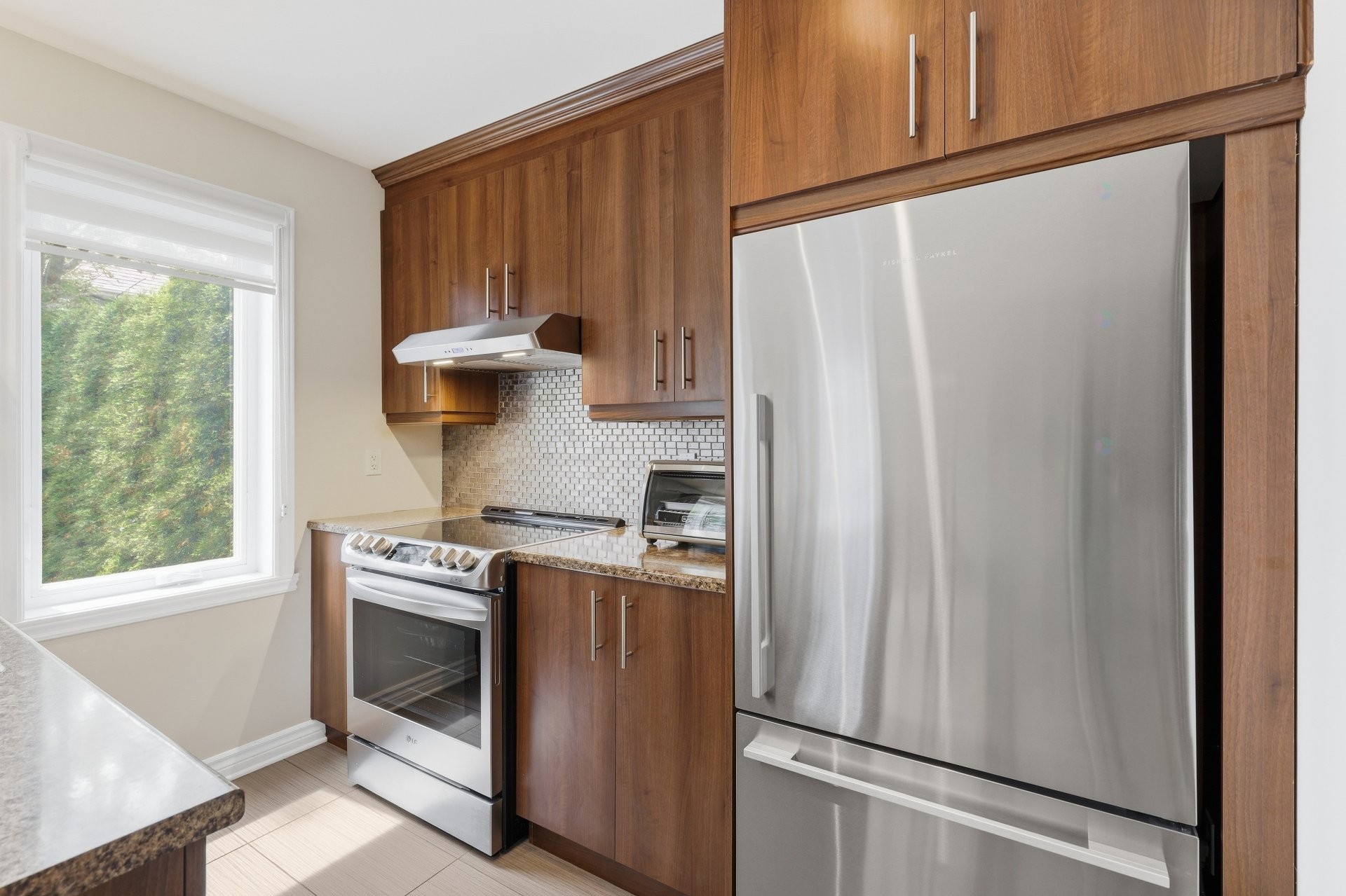 









280


Ch. de Chambly

,
Marieville,




QC
J3M1N9

