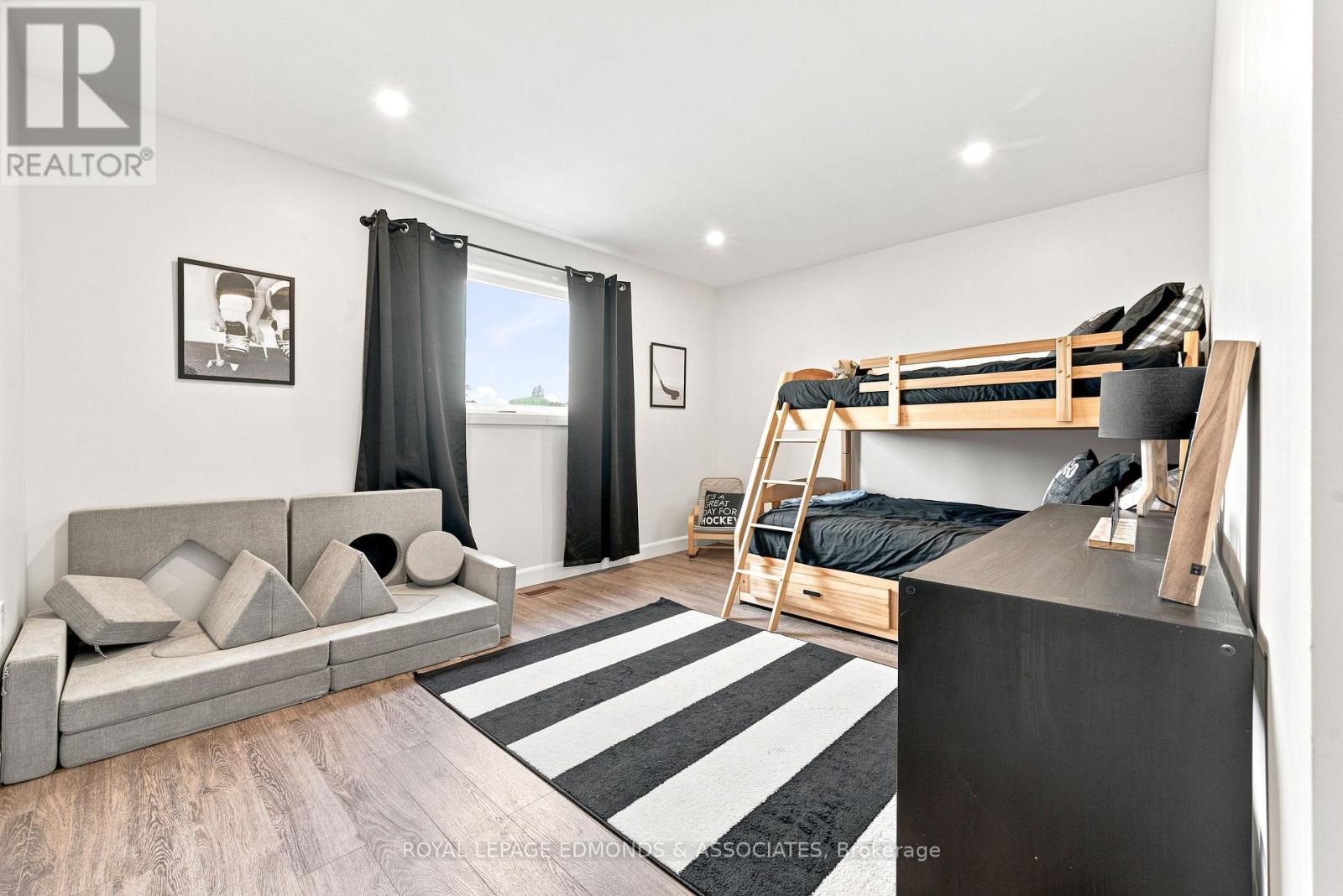 












29 LACHANCE TRAIL

,
Whitewater Region,




Ontario
K0J1C0


