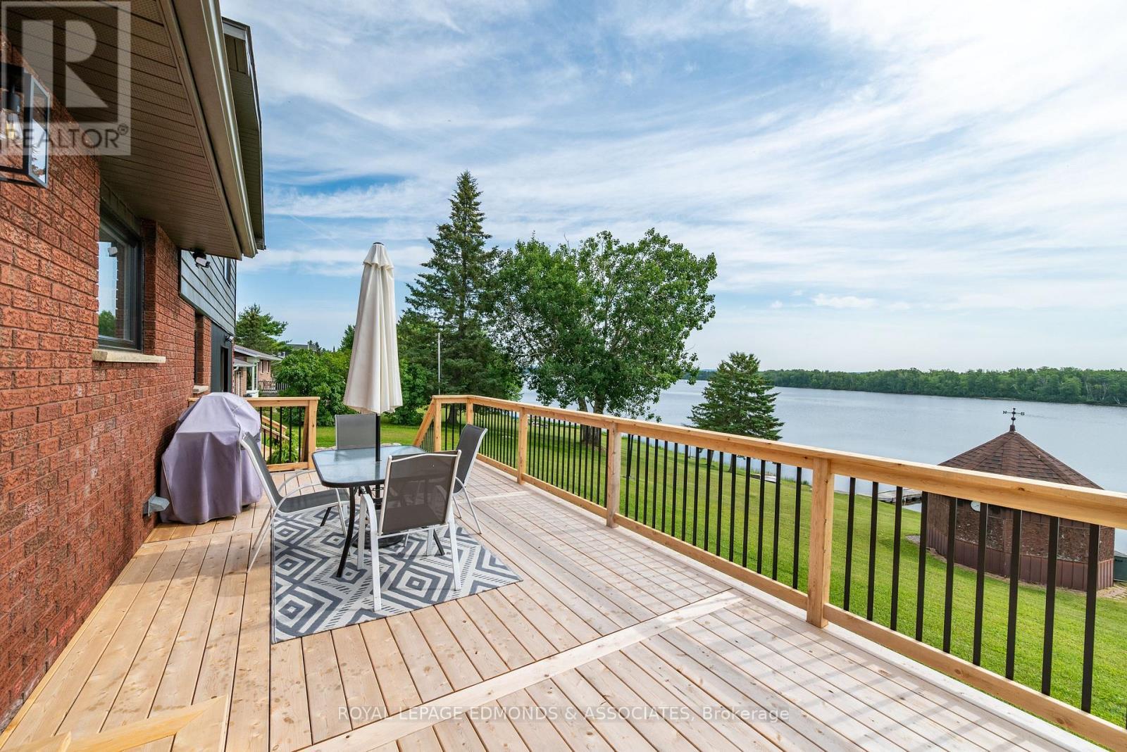 












29 LACHANCE TRAIL

,
Whitewater Region,




Ontario
K0J1C0

