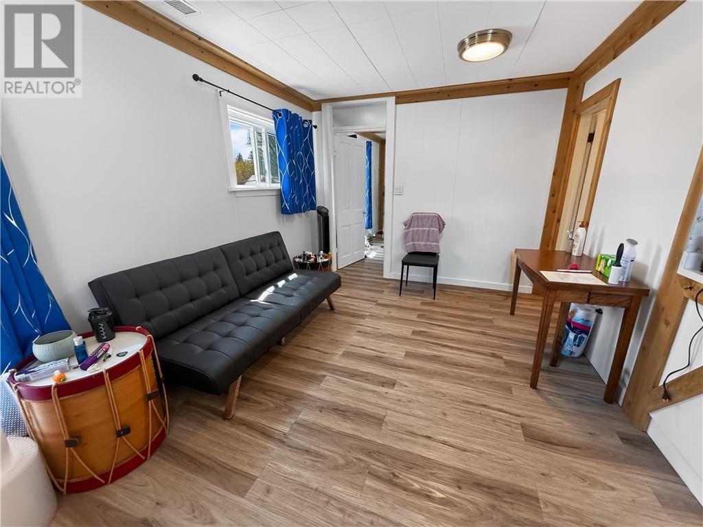 












4 Eleanor Street

,
Gore Bay, Manitoulin Island,




Ontario
P0P1H0

