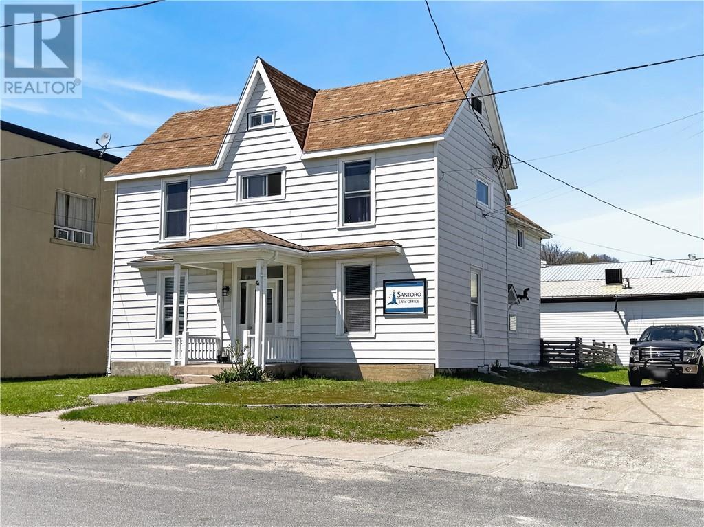 












4 Eleanor Street

,
Gore Bay, Manitoulin Island,




Ontario
P0P1H0

