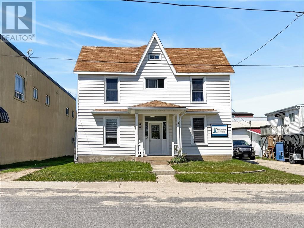












4 Eleanor Street

,
Gore Bay, Manitoulin Island,




Ontario
P0P1H0

