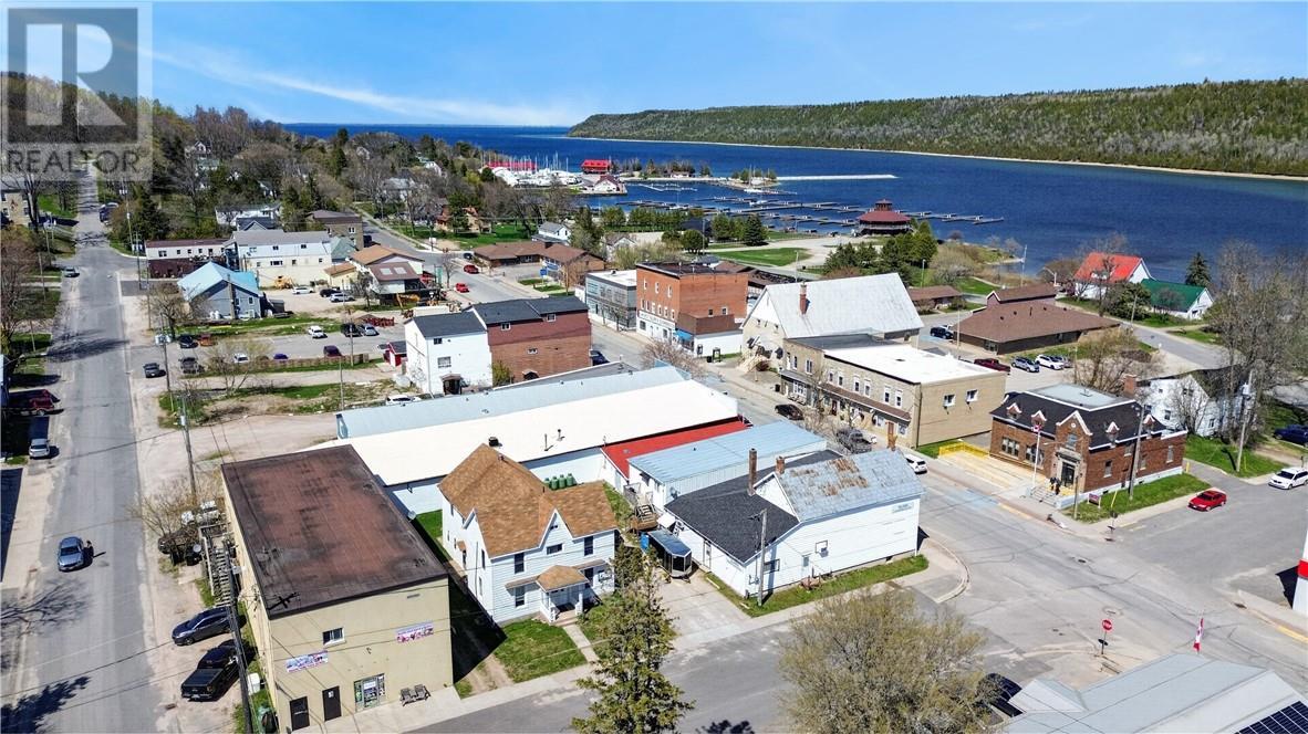 












4 Eleanor Street

,
Gore Bay, Manitoulin Island,




Ontario
P0P1H0

