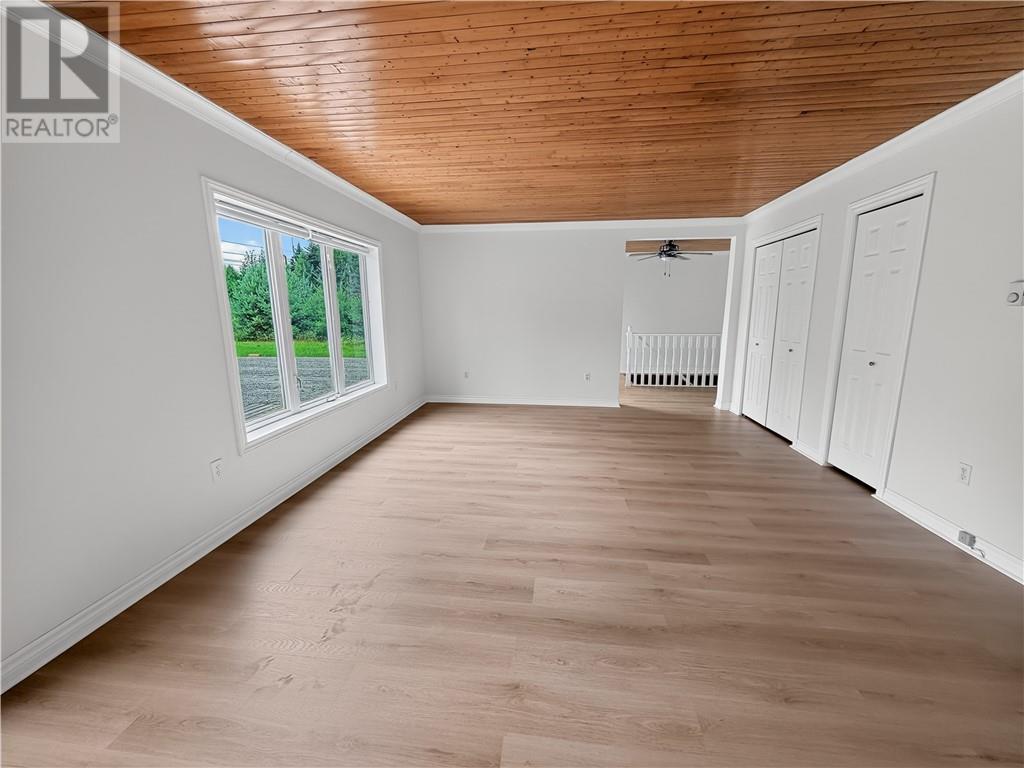 












64 Pleasantview Terrace

,
Mindemoya, Manitoulin Island,




Ontario
P0P1S0

