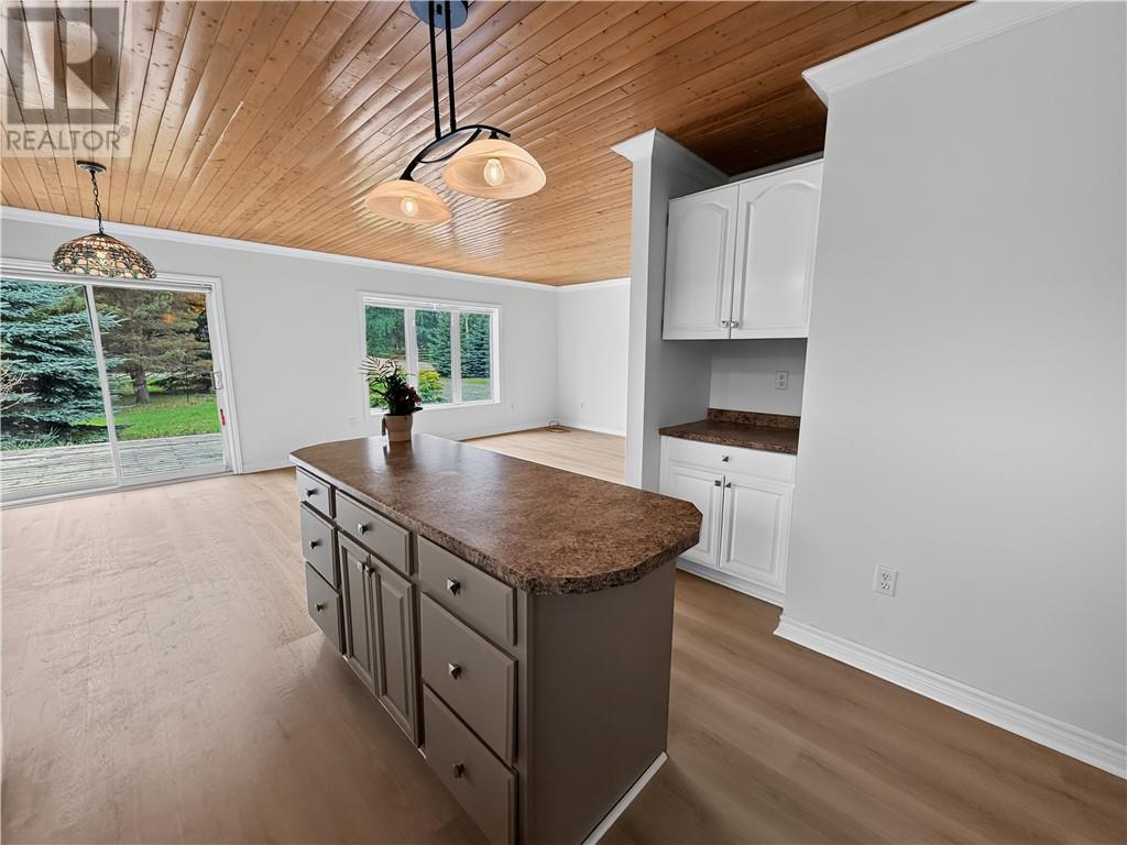 












64 Pleasantview Terrace

,
Mindemoya, Manitoulin Island,




Ontario
P0P1S0

