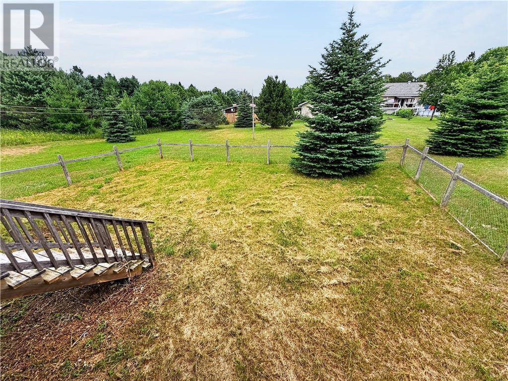 












64 Pleasantview Terrace

,
Mindemoya, Manitoulin Island,




Ontario
P0P1S0

