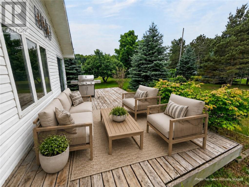 












64 Pleasantview Terrace

,
Mindemoya, Manitoulin Island,




Ontario
P0P1S0

