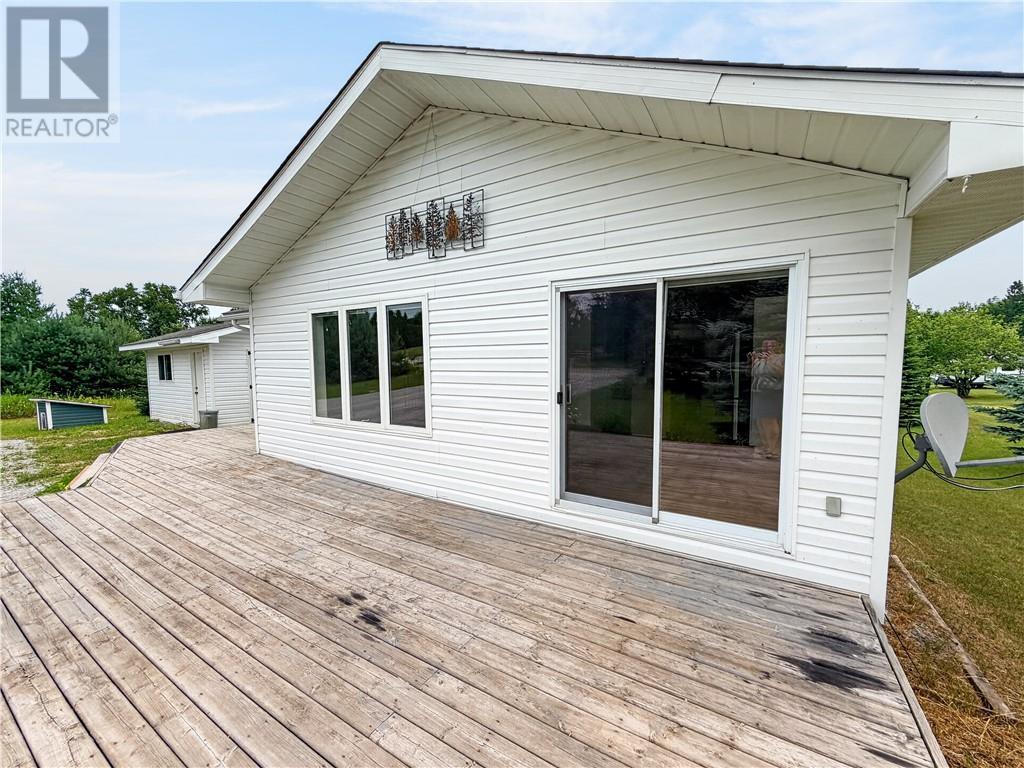












64 Pleasantview Terrace

,
Mindemoya, Manitoulin Island,




Ontario
P0P1S0

