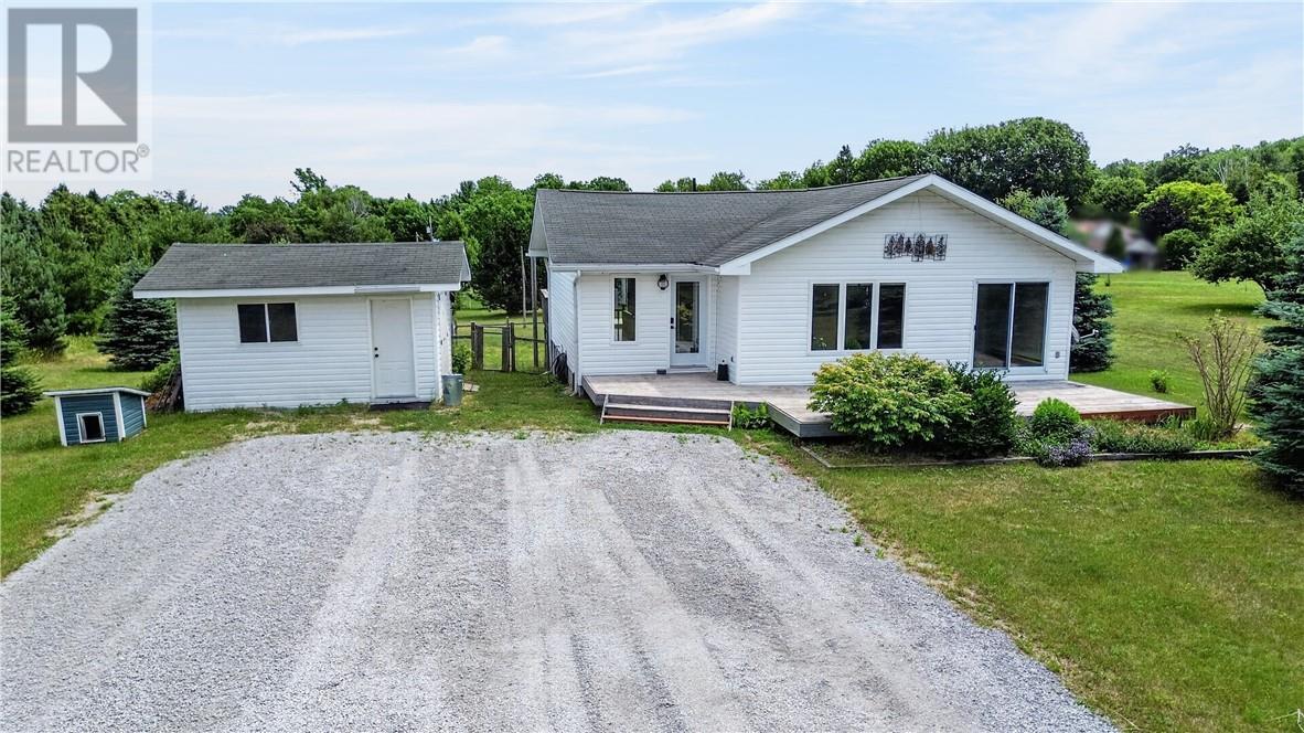 












64 Pleasantview Terrace

,
Mindemoya, Manitoulin Island,




Ontario
P0P1S0

