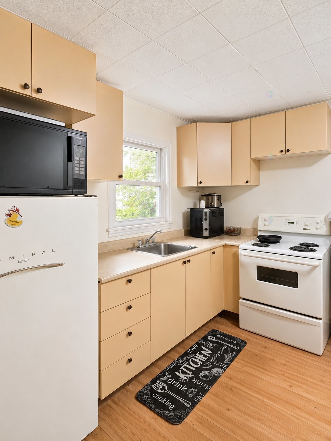 









151

 - 155


Rue St-Charles

,
Louiseville,




QC
J5V2C3

