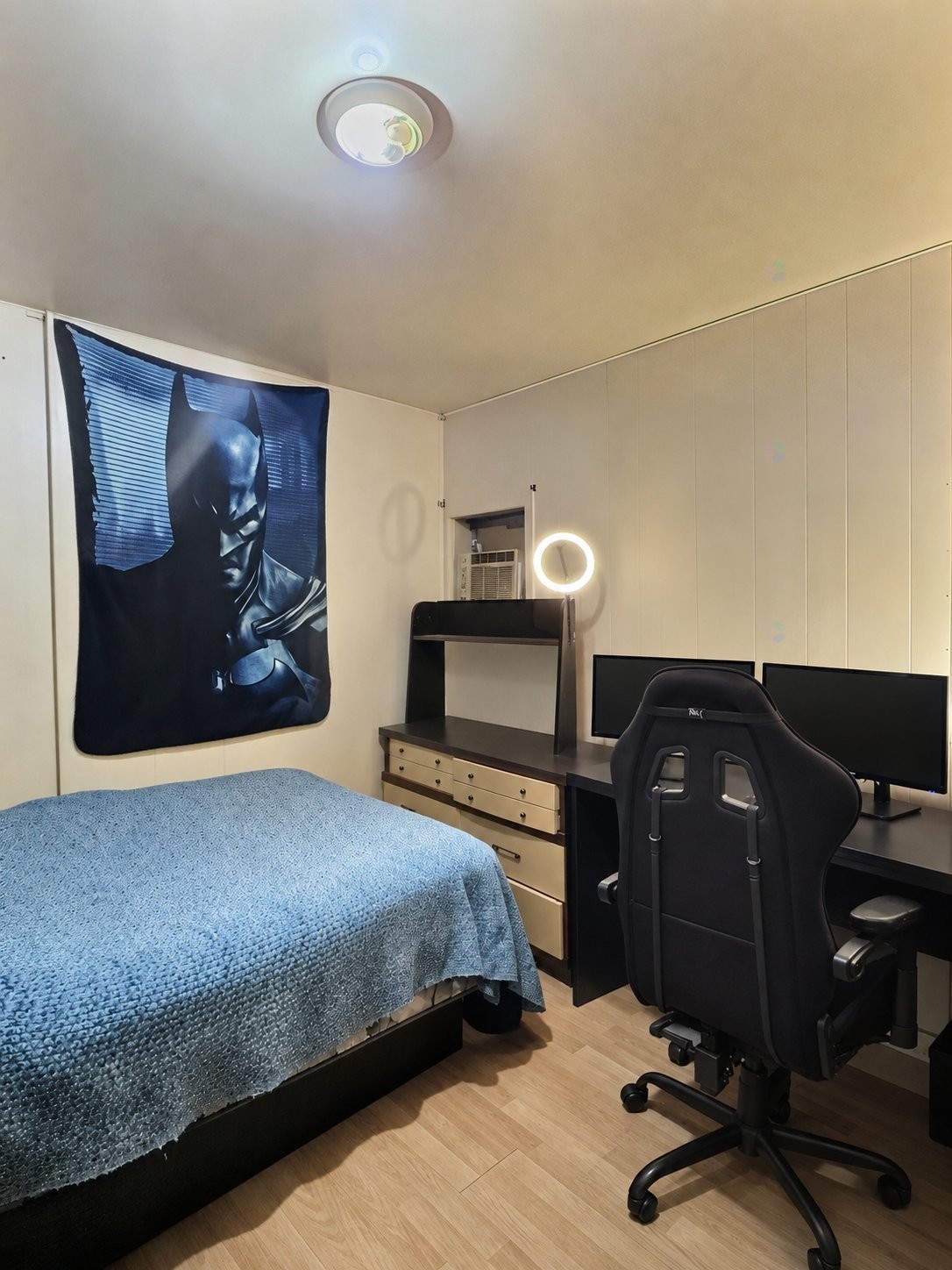 









151

 - 155


Rue St-Charles

,
Louiseville,




QC
J5V2C3


