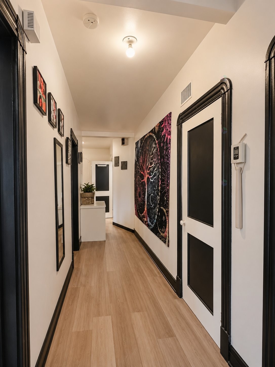 









151

 - 155


Rue St-Charles

,
Louiseville,




QC
J5V2C3

