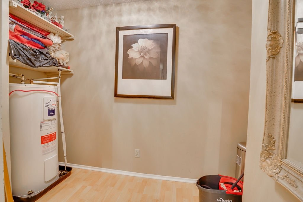 









164


Boul. de la Cité-des-Jeunes

, 3,
Gatineau (Hull),




QC
J8Y6L9

