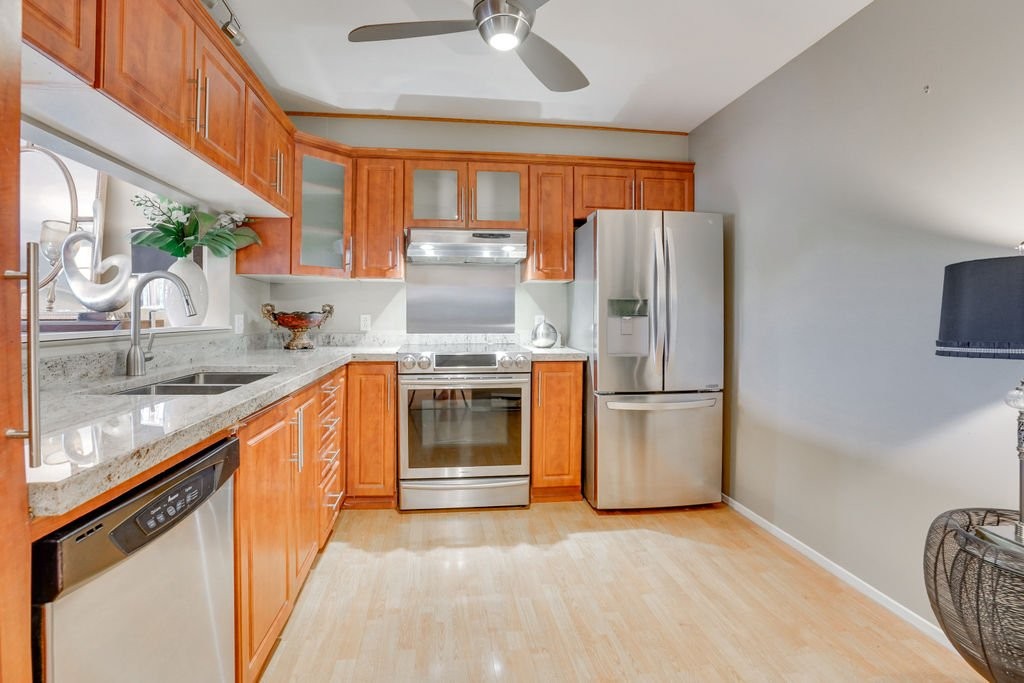 









164


Boul. de la Cité-des-Jeunes

, 3,
Gatineau (Hull),




QC
J8Y6L9

