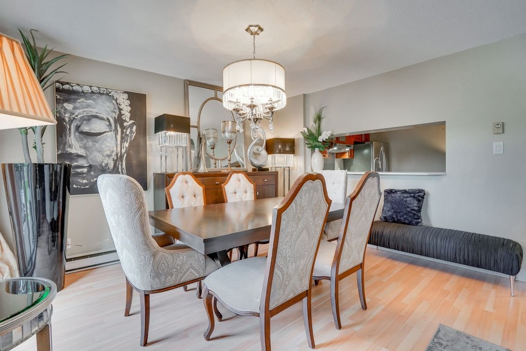 









164


Boul. de la Cité-des-Jeunes

, 3,
Gatineau (Hull),




QC
J8Y6L9

