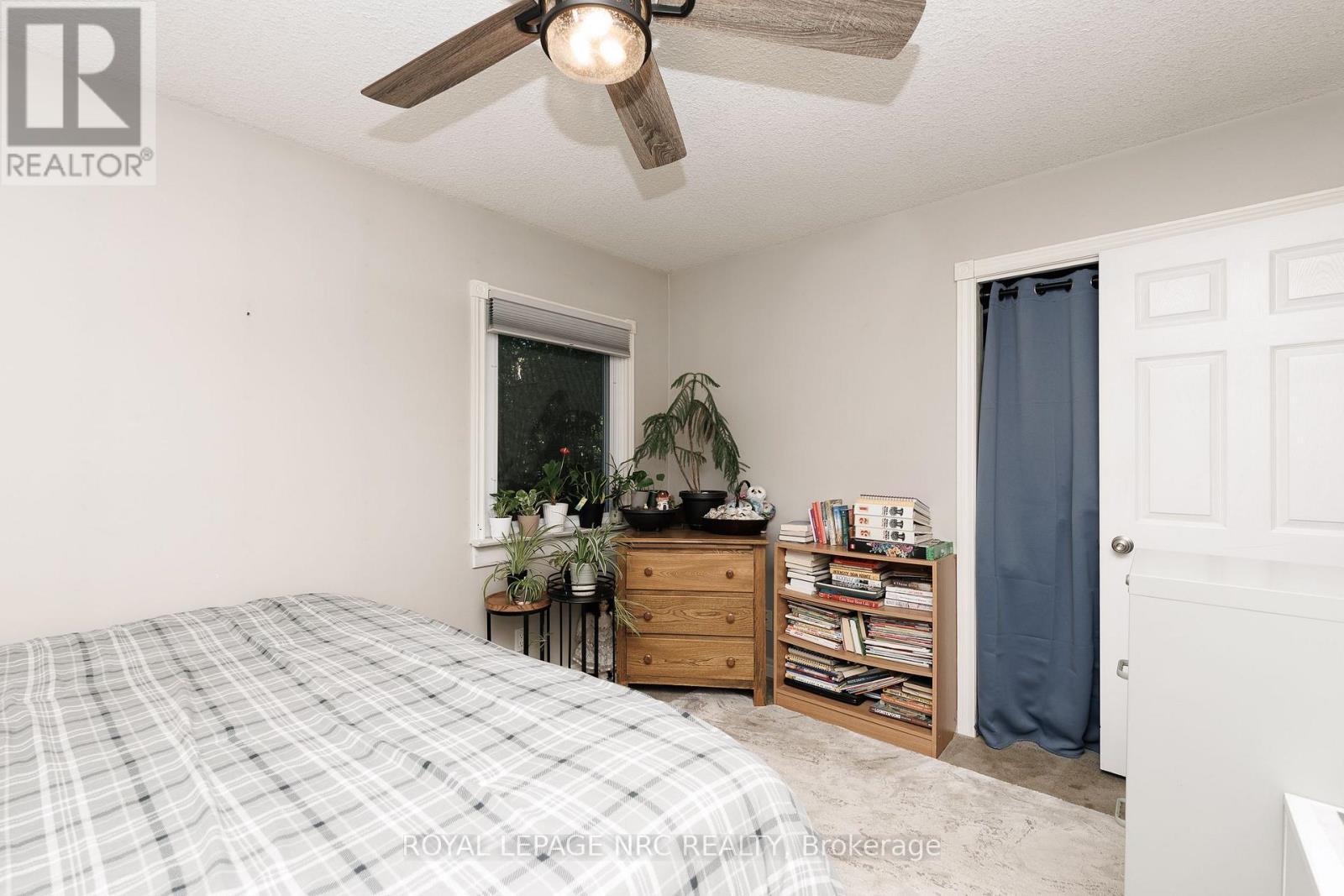 












646 PROSPECT POINT ROAD N

,
Fort Erie (Ridgeway),




Ontario
L0S1N0

