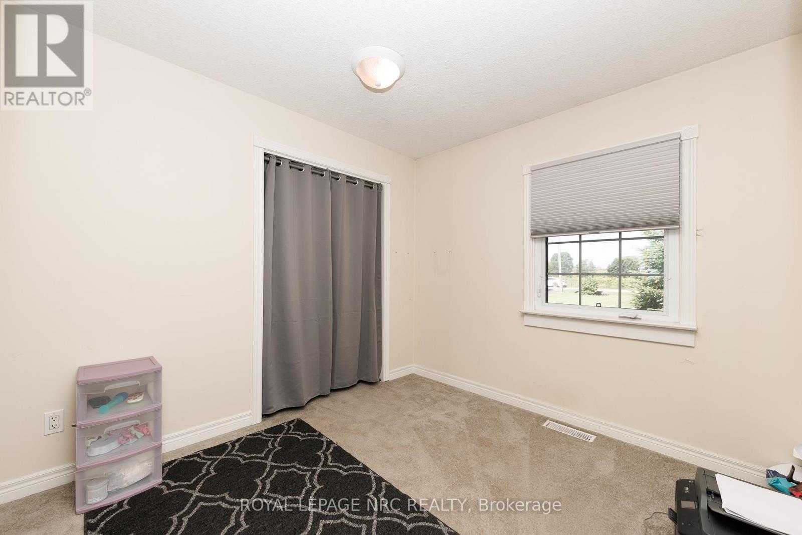 












646 PROSPECT POINT ROAD N

,
Fort Erie (Ridgeway),




Ontario
L0S1N0

