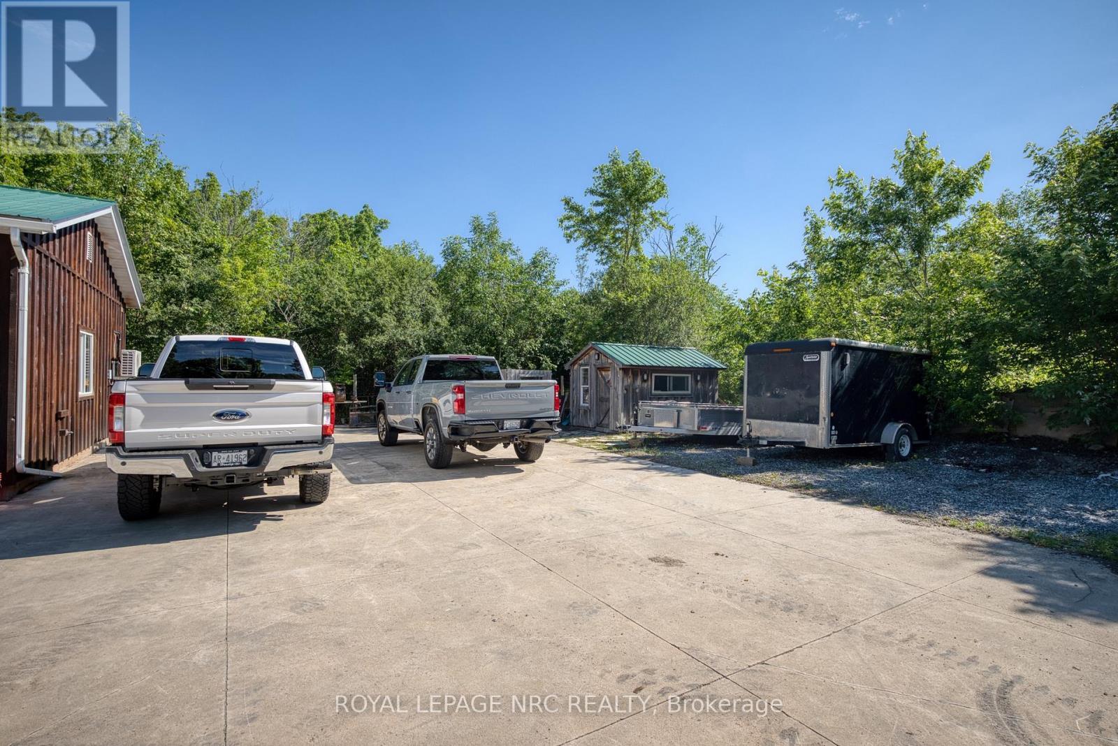 












646 PROSPECT POINT ROAD N

,
Fort Erie (Ridgeway),




Ontario
L0S1N0

