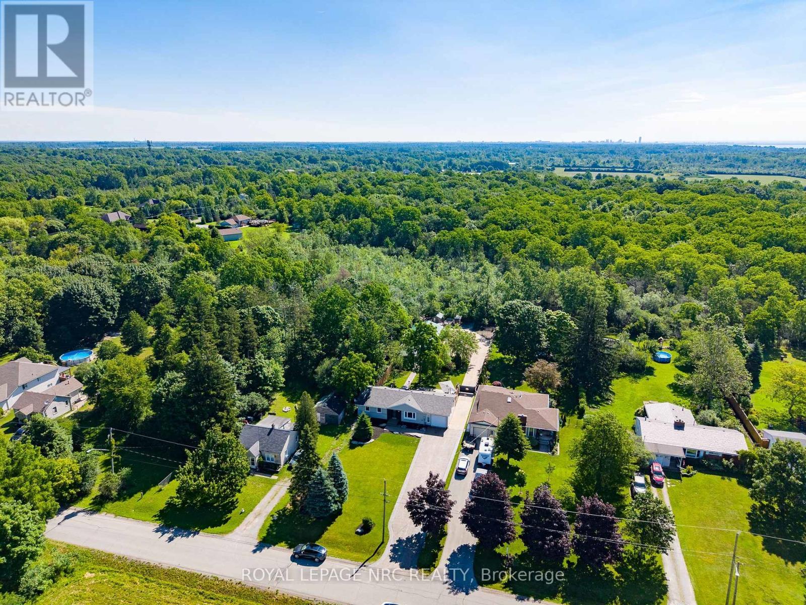 












646 PROSPECT POINT ROAD N

,
Fort Erie (Ridgeway),




Ontario
L0S1N0


