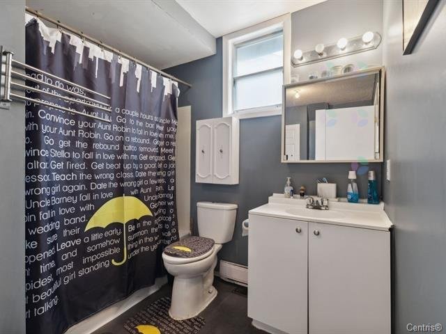 









128


Rue Sherbrooke

,
Gatineau (Hull),




QC
J8Y2L3

