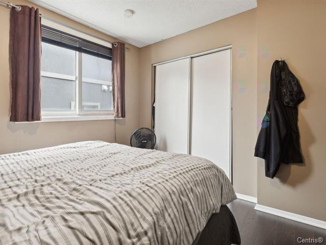 









128


Rue Sherbrooke

,
Gatineau (Hull),




QC
J8Y2L3

