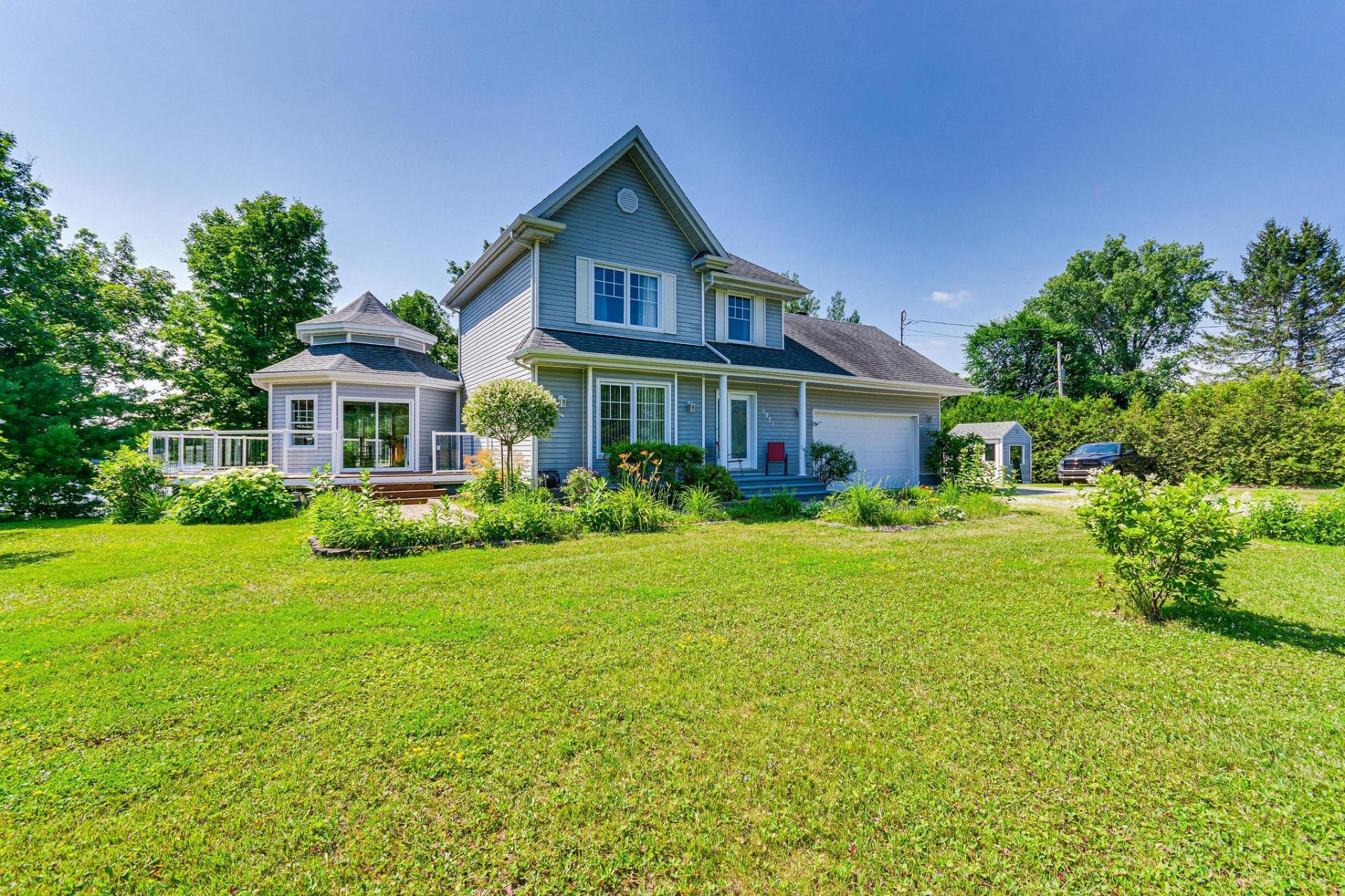 









1921


Ch. de la Grande-Presqu'île

,
Plaisance,




QC
J0V1S0

