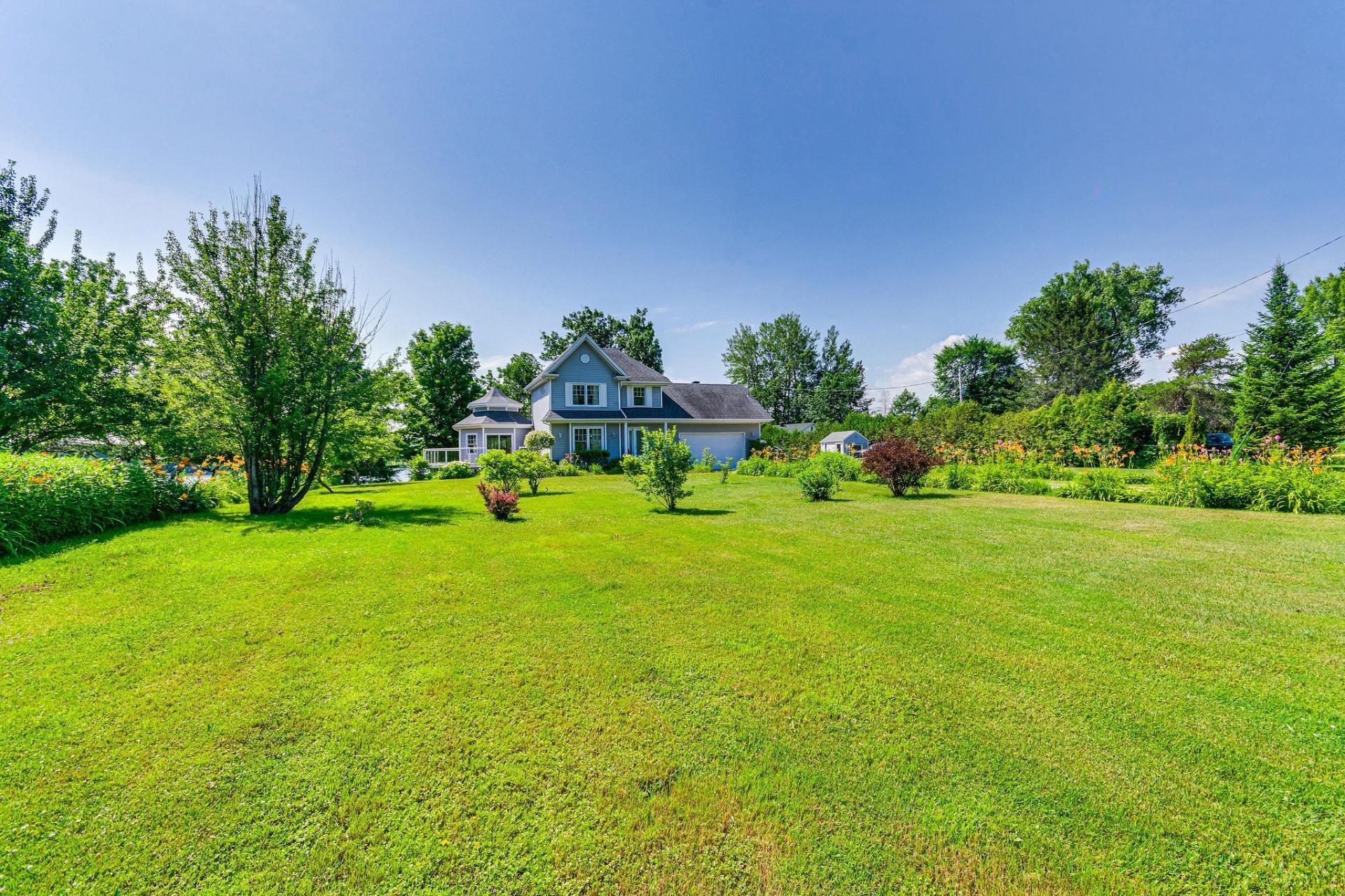 









1921


Ch. de la Grande-Presqu'île

,
Plaisance,




QC
J0V1S0

