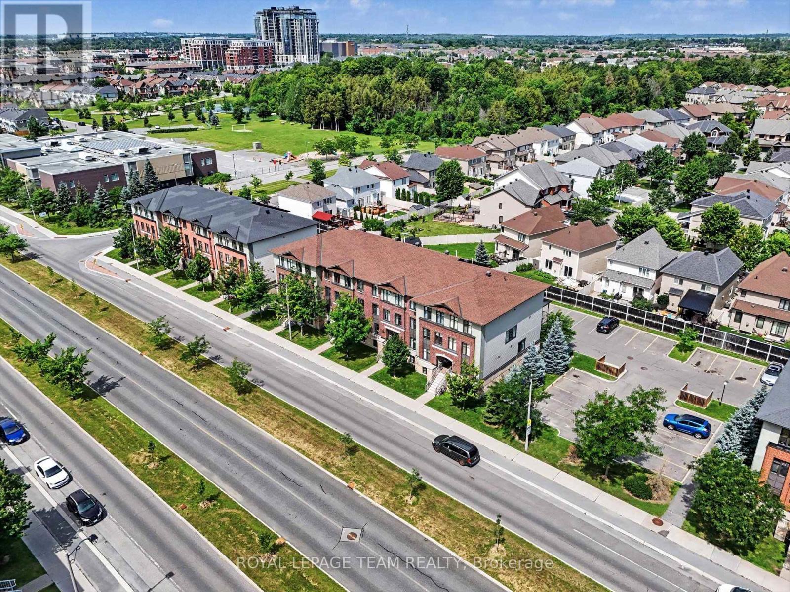 












C - 621 CHAPMAN MILLS DRIVE

,
Ottawa,




Ontario
K2J5T1

