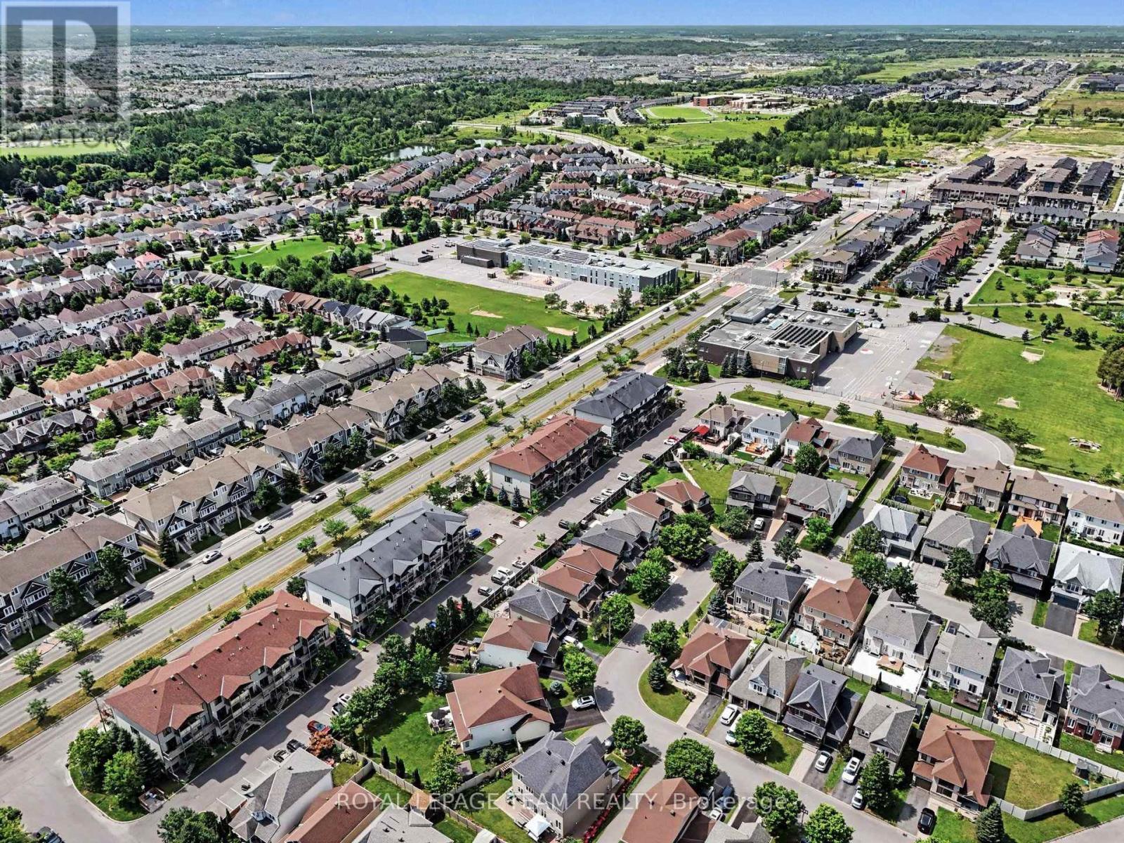 












C - 621 CHAPMAN MILLS DRIVE

,
Ottawa,




Ontario
K2J5T1

