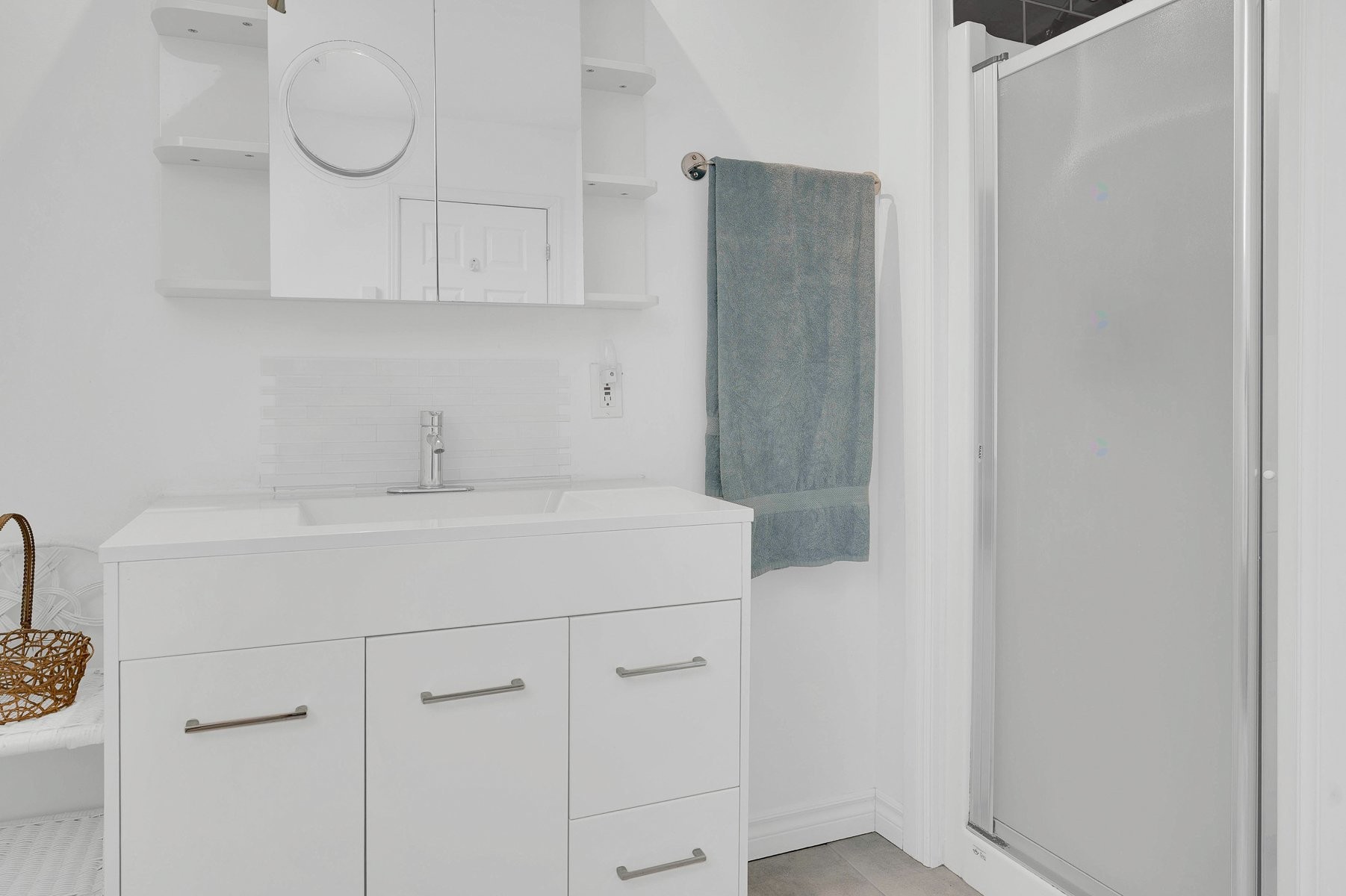 









1827


Rue Tassé

,
Wentworth-Nord,




QC
J0T1Y0

