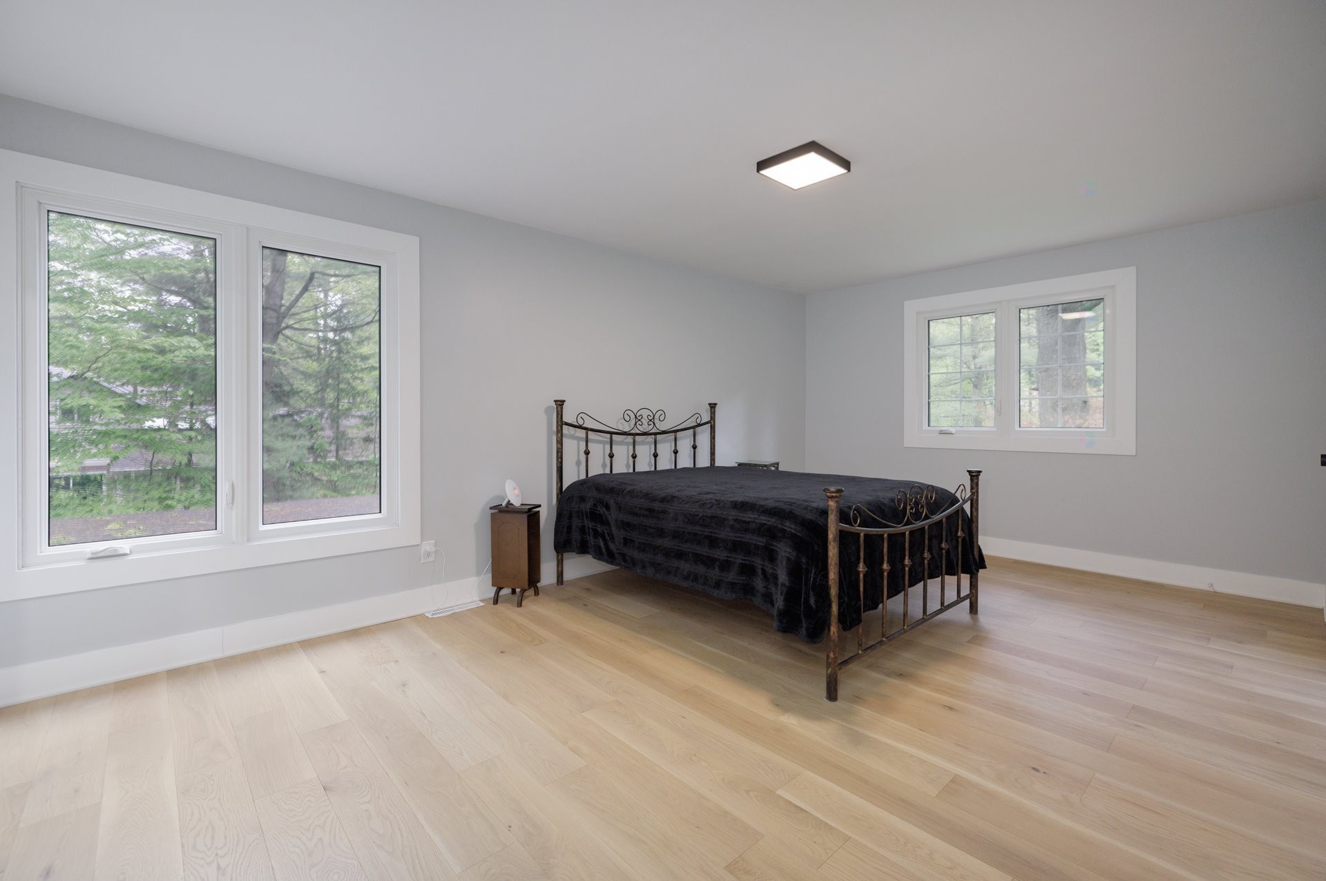 









2404


Place Jubilee

,
Saint-Lazare,




QC
J7T2B1

